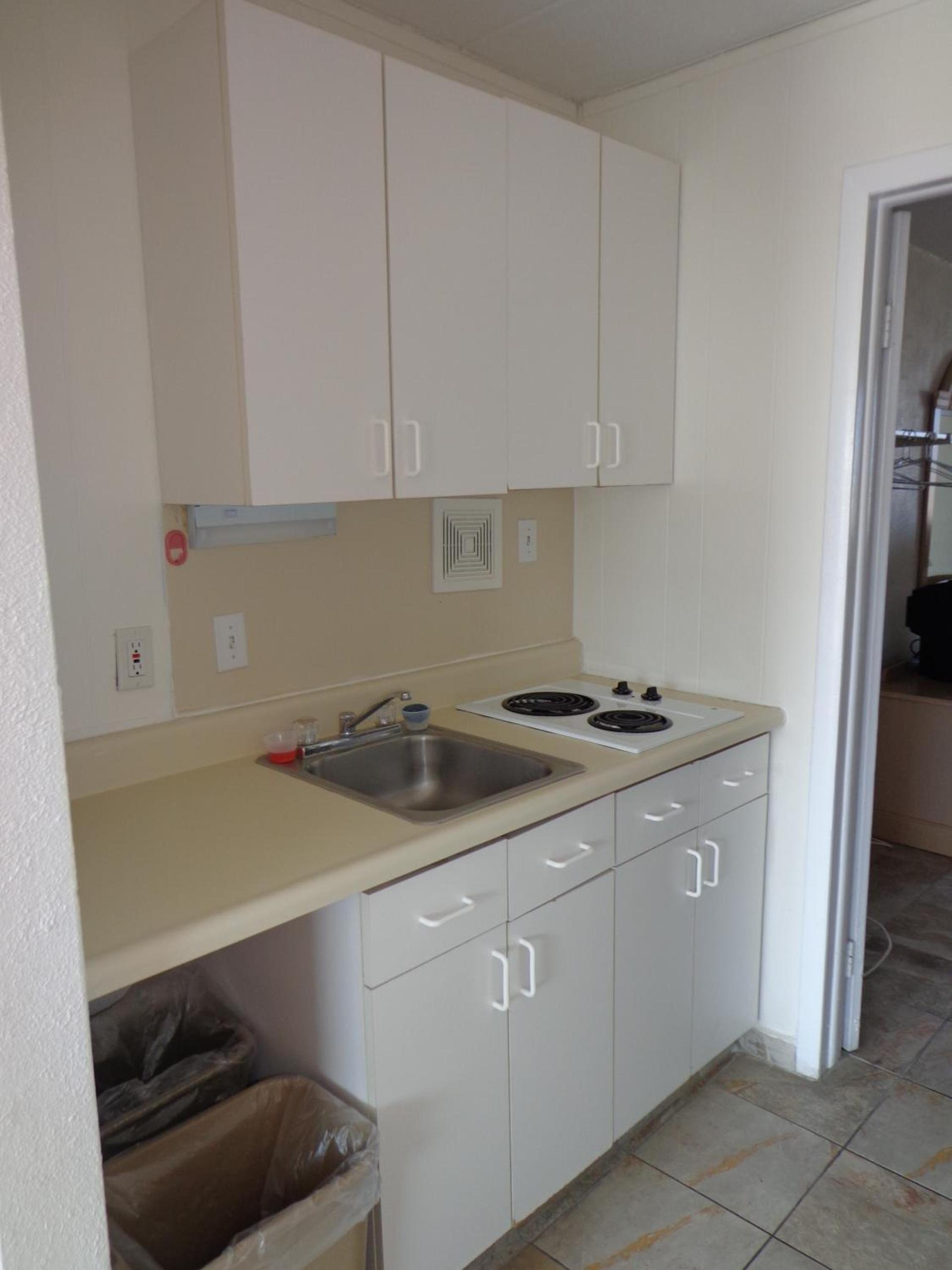 Isle of Palms Motel photo 14