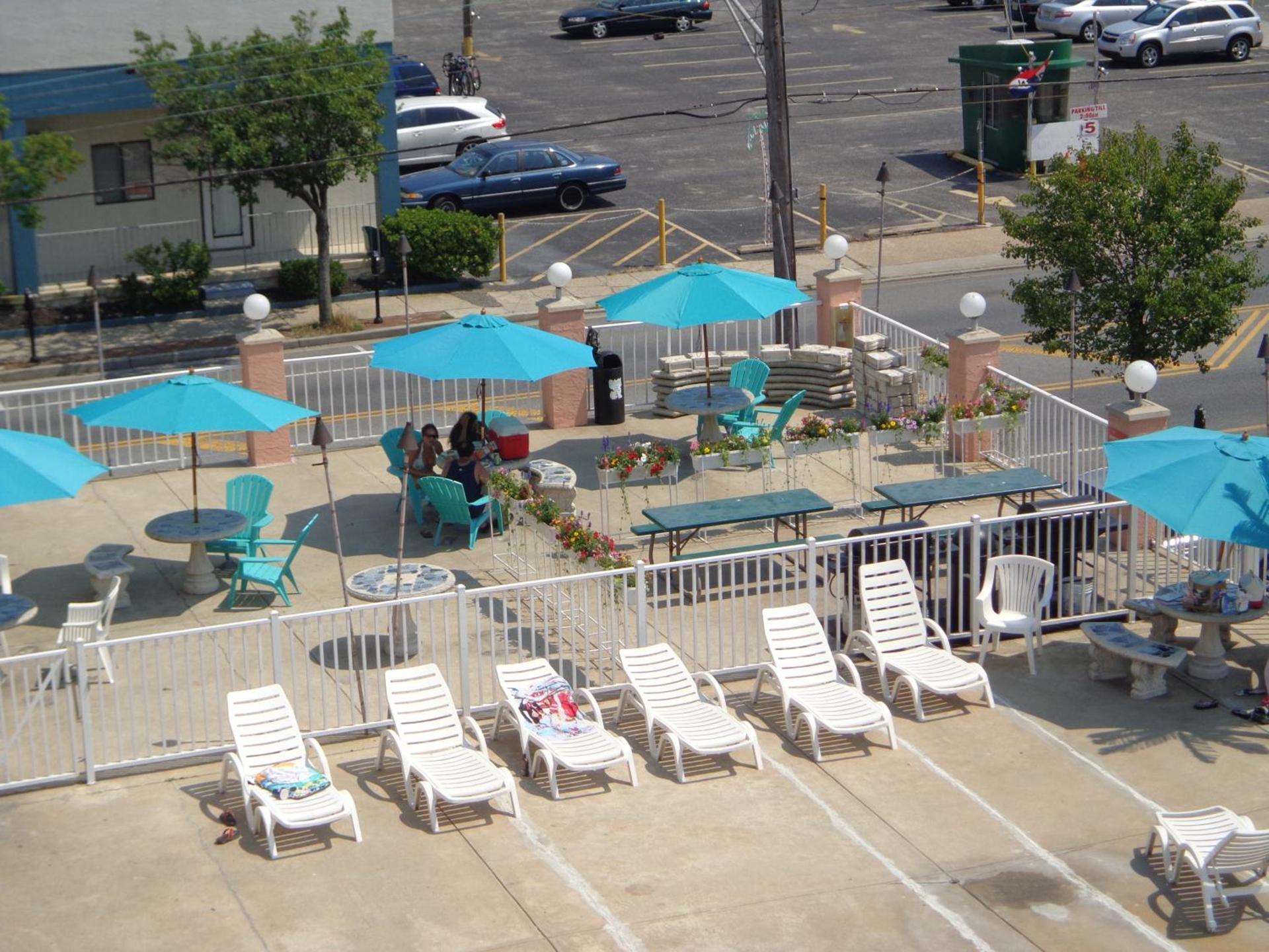 Isle of Palms Motel photo 15