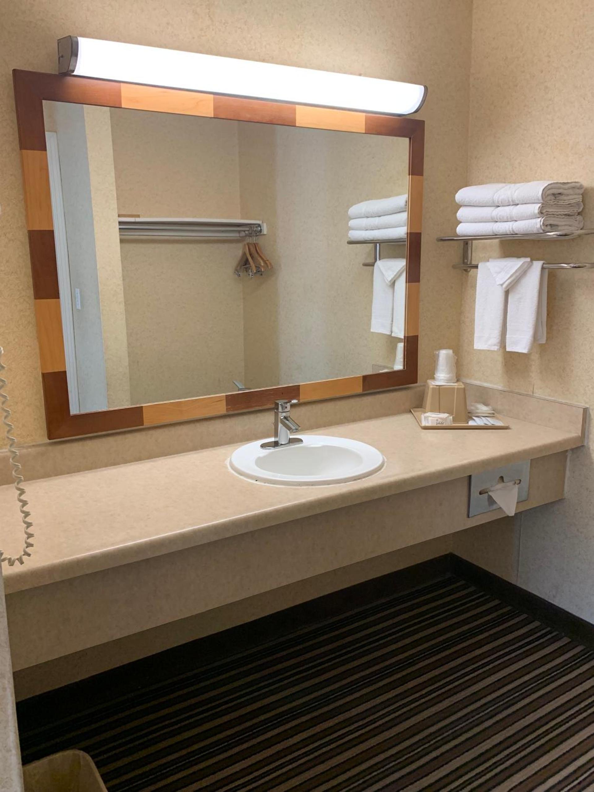 Buena Park Inn photo 3
