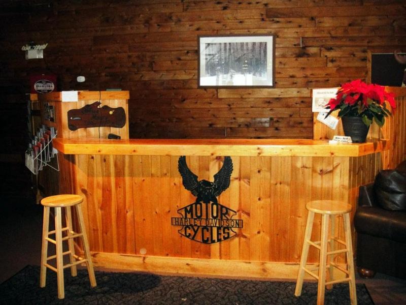 Hiawatha Lodge Inn photo 28