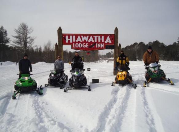 Hiawatha Lodge Inn photo 36