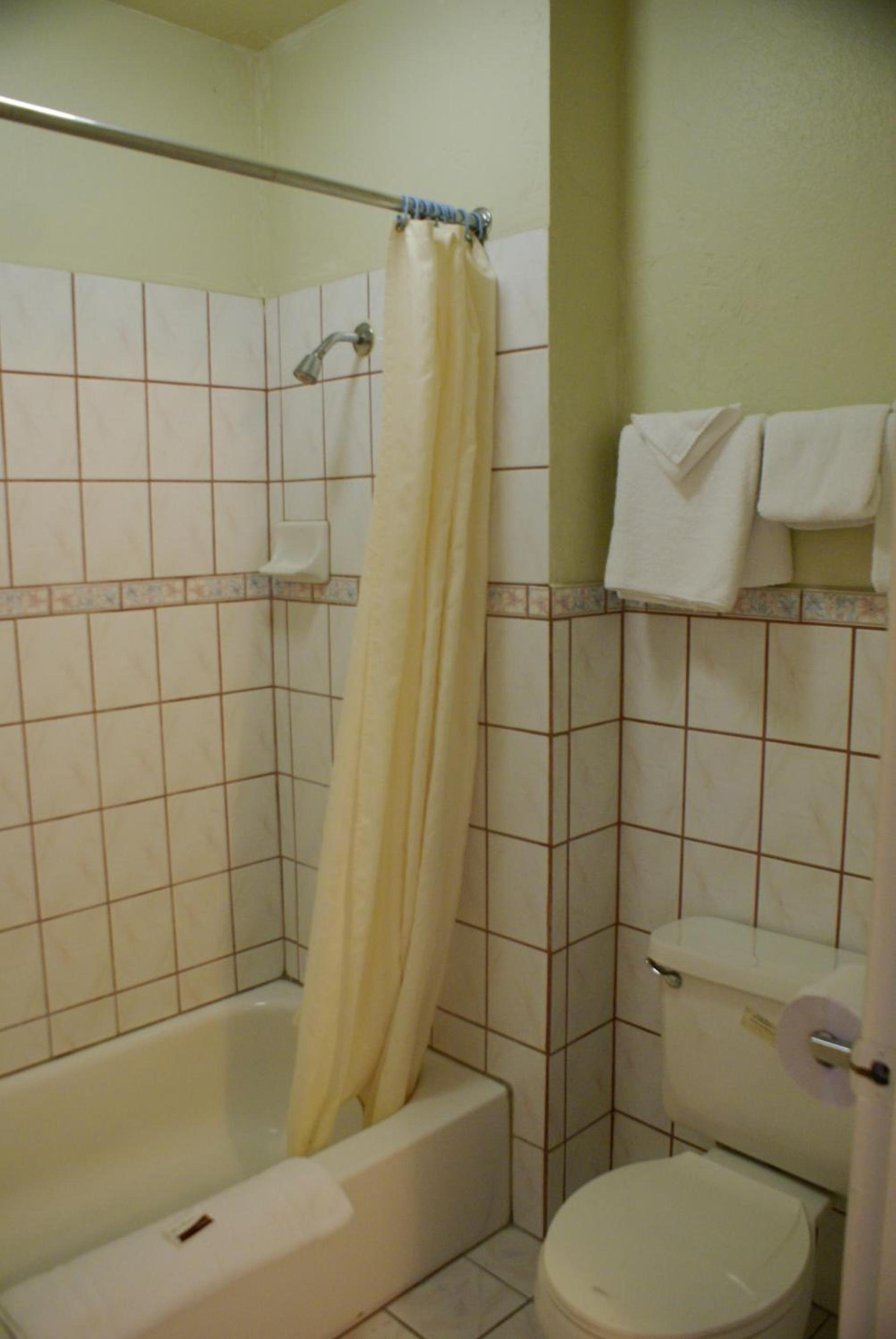 Sahara Motel photo 17