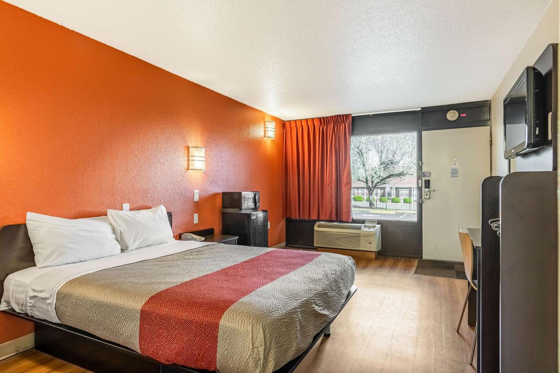 Motel 6-Little Rock, AR - West photo 8