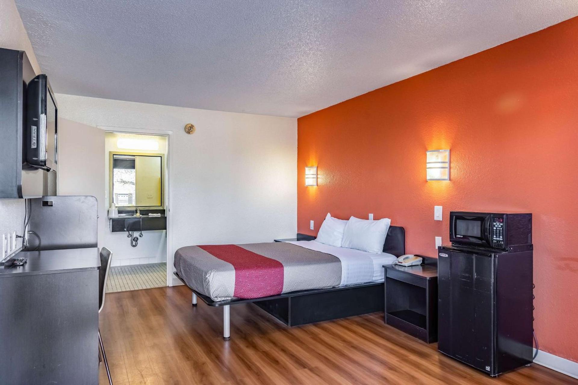 Motel 6-Little Rock, AR - West photo 6