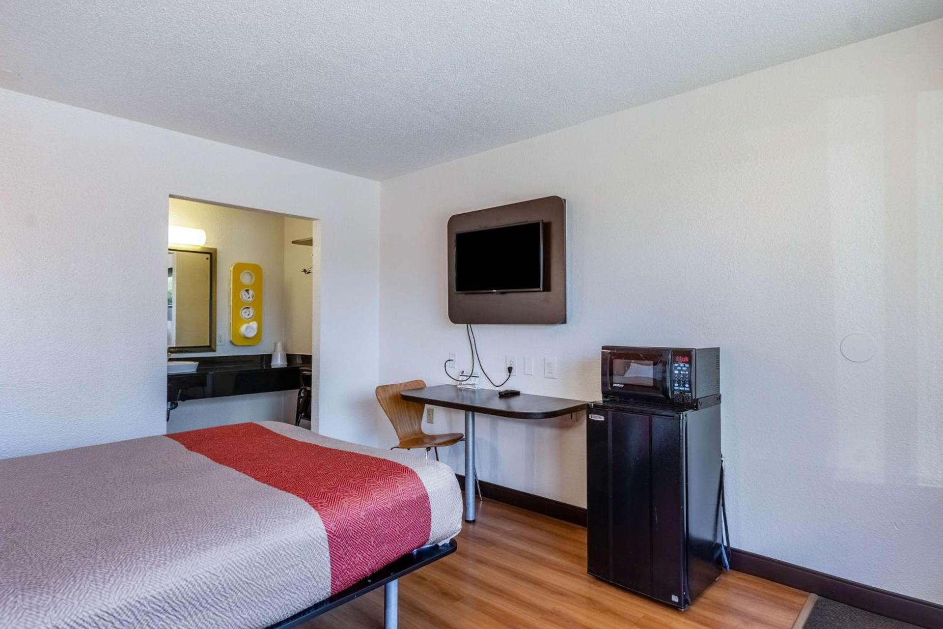 Motel 6-Little Rock, AR - West photo 4