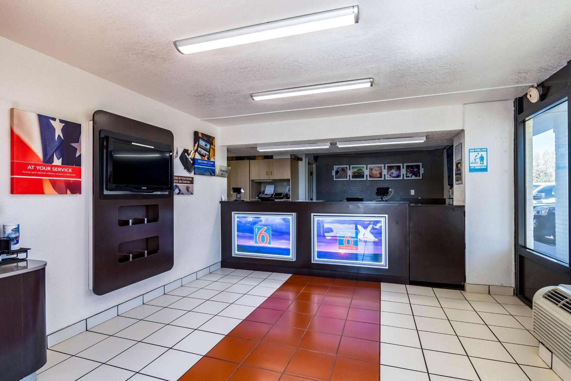 Motel 6-Little Rock, AR - West photo 23