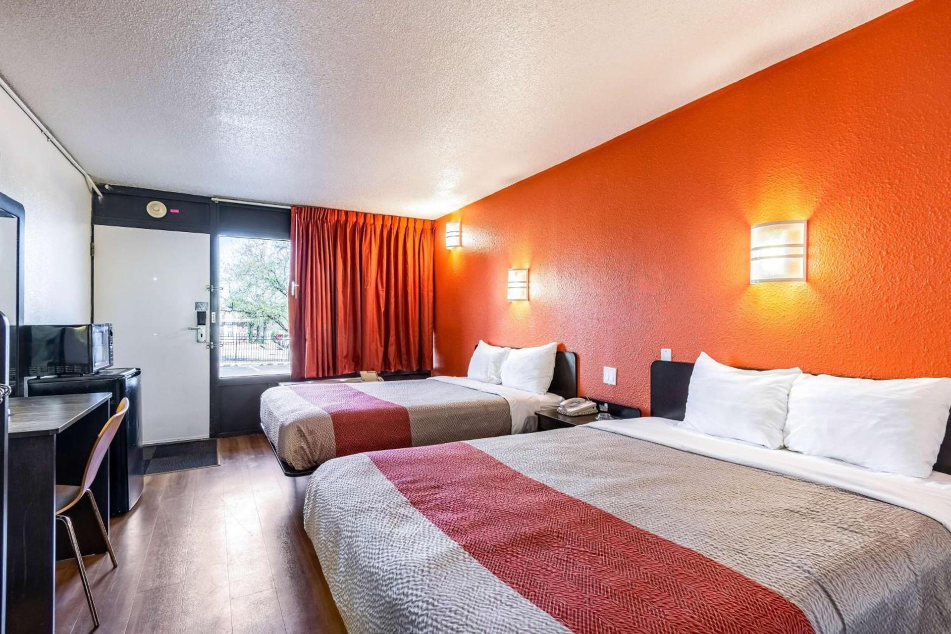 Motel 6-Little Rock, AR - West photo 17