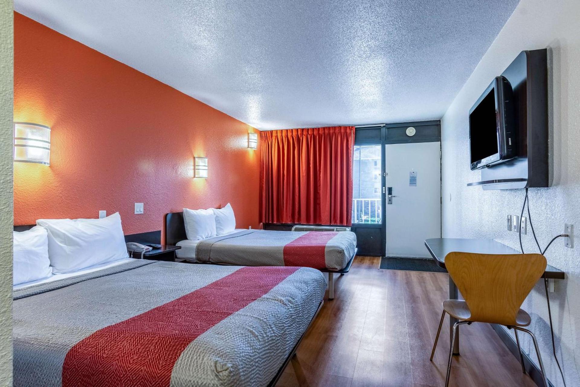 Motel 6-Little Rock, AR - West photo 14