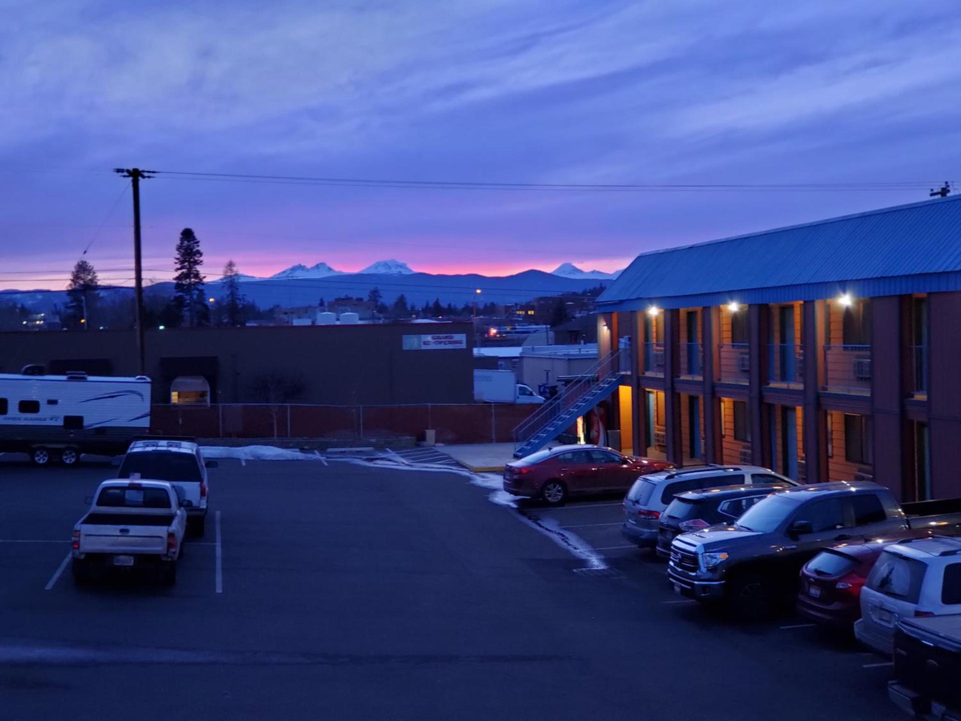 Motel West photo 51