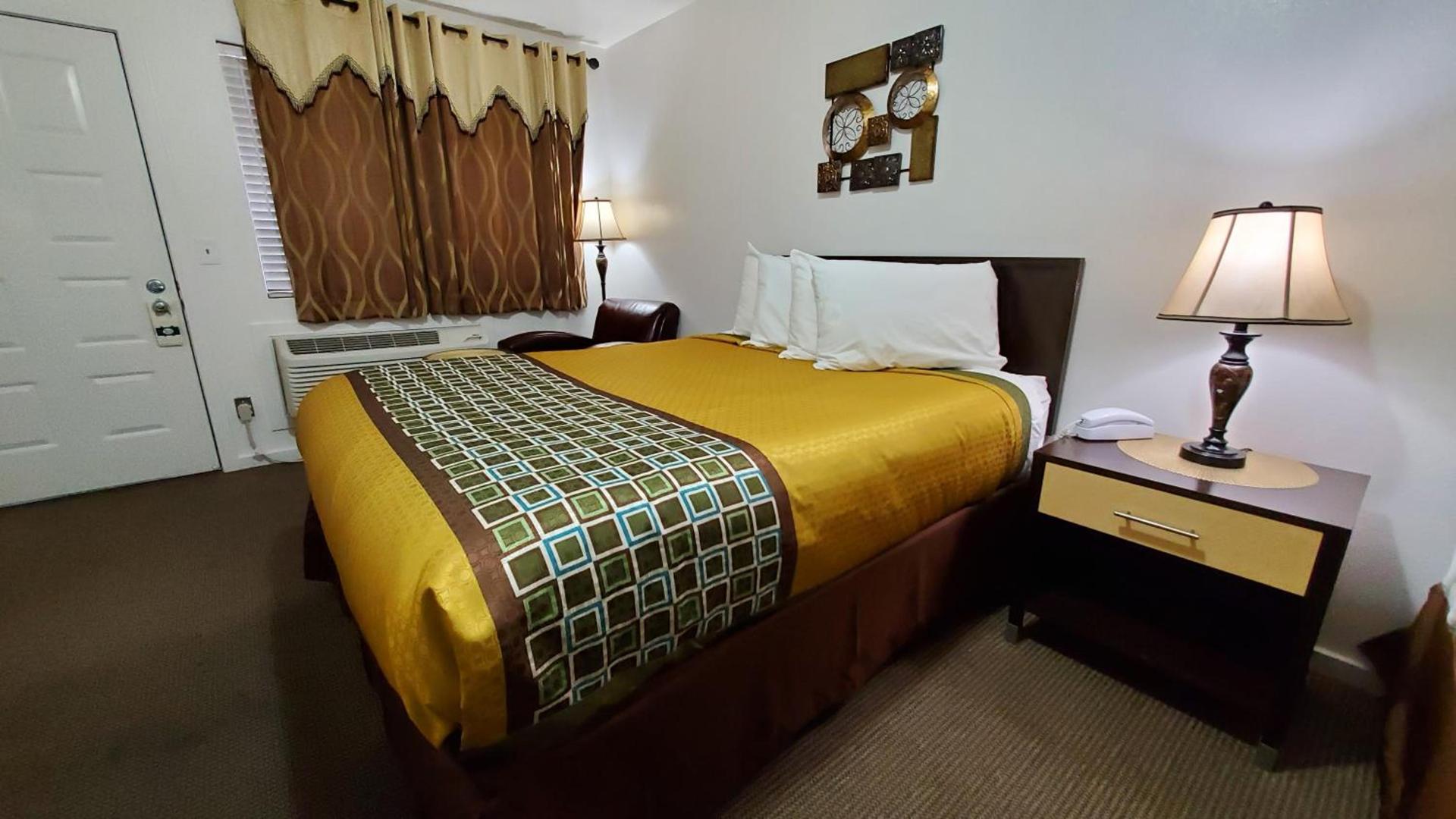 Motel West photo 3