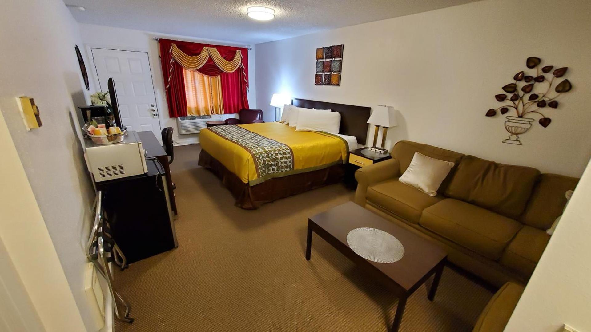 Motel West photo 13