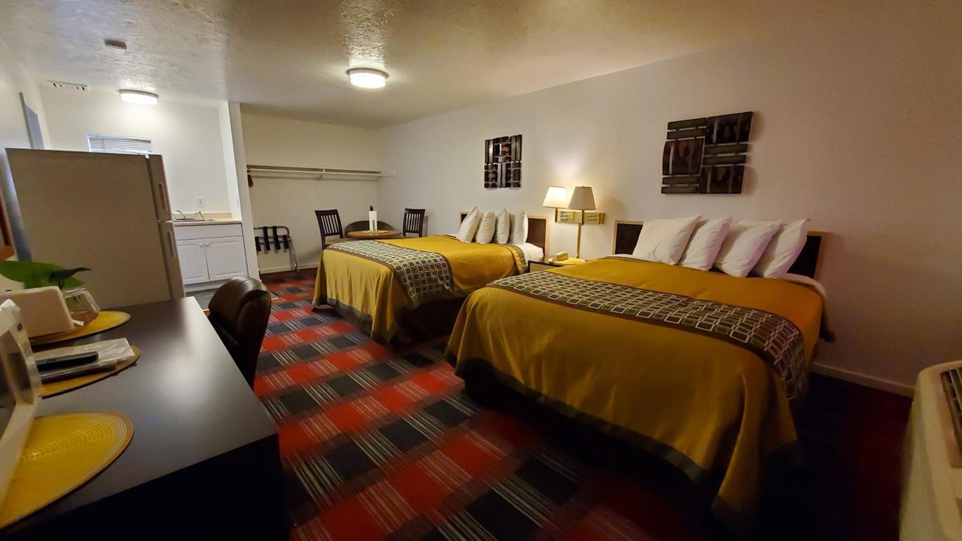 Motel West photo 46