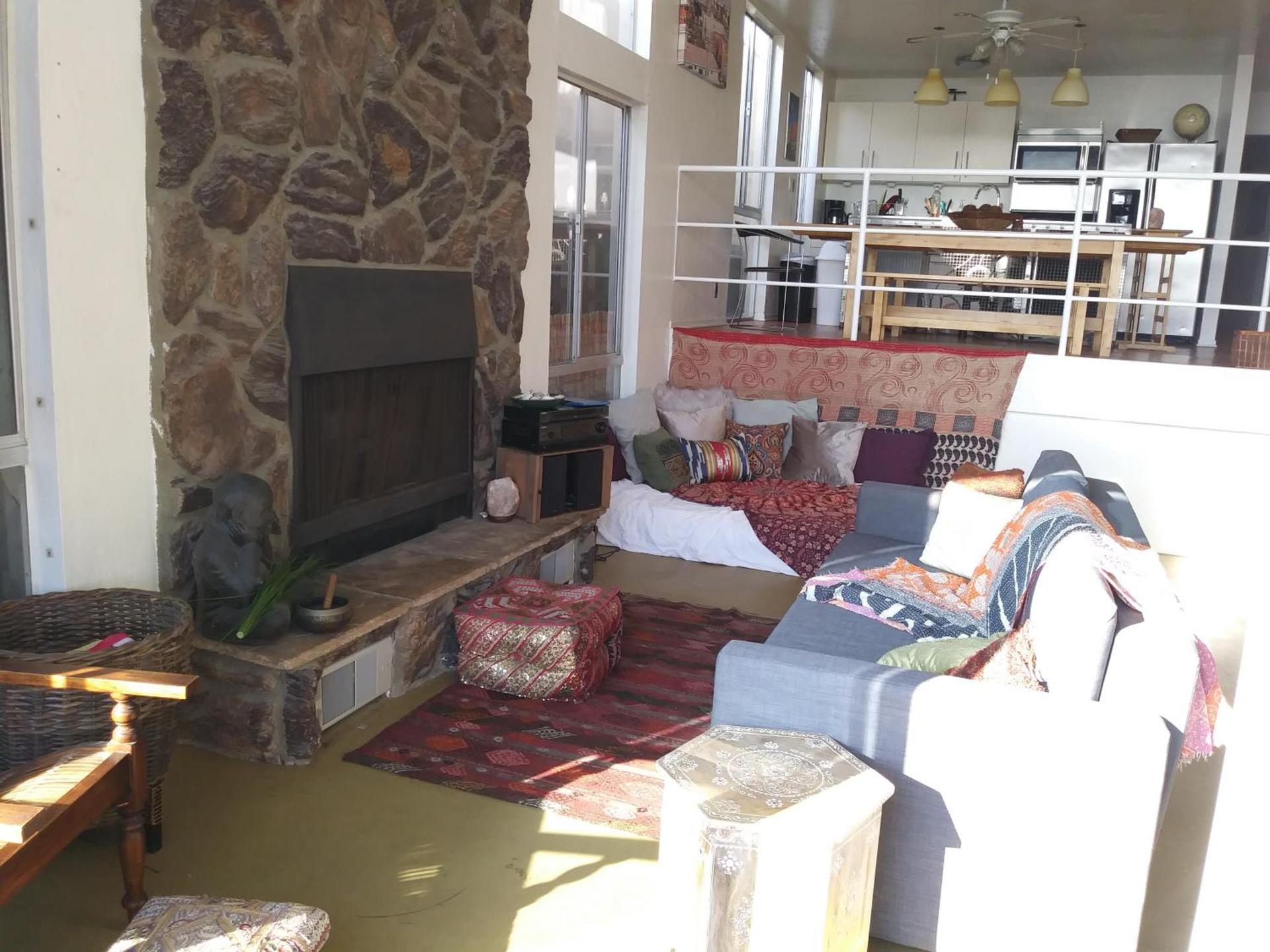 Ocean Front Vortex Female Hostel private rooms Free bikes photo 38