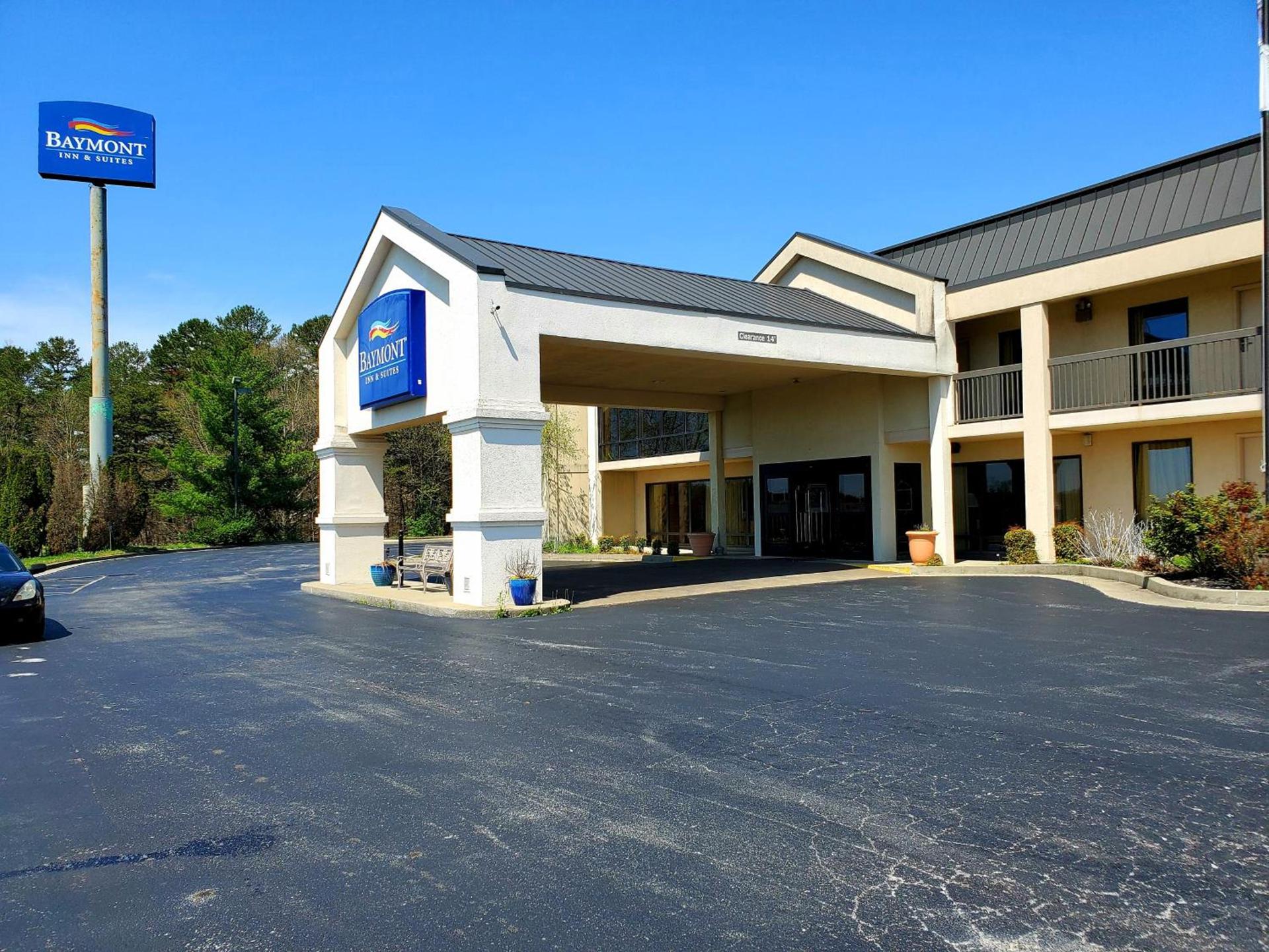 Baymont by Wyndham London KY photo 75