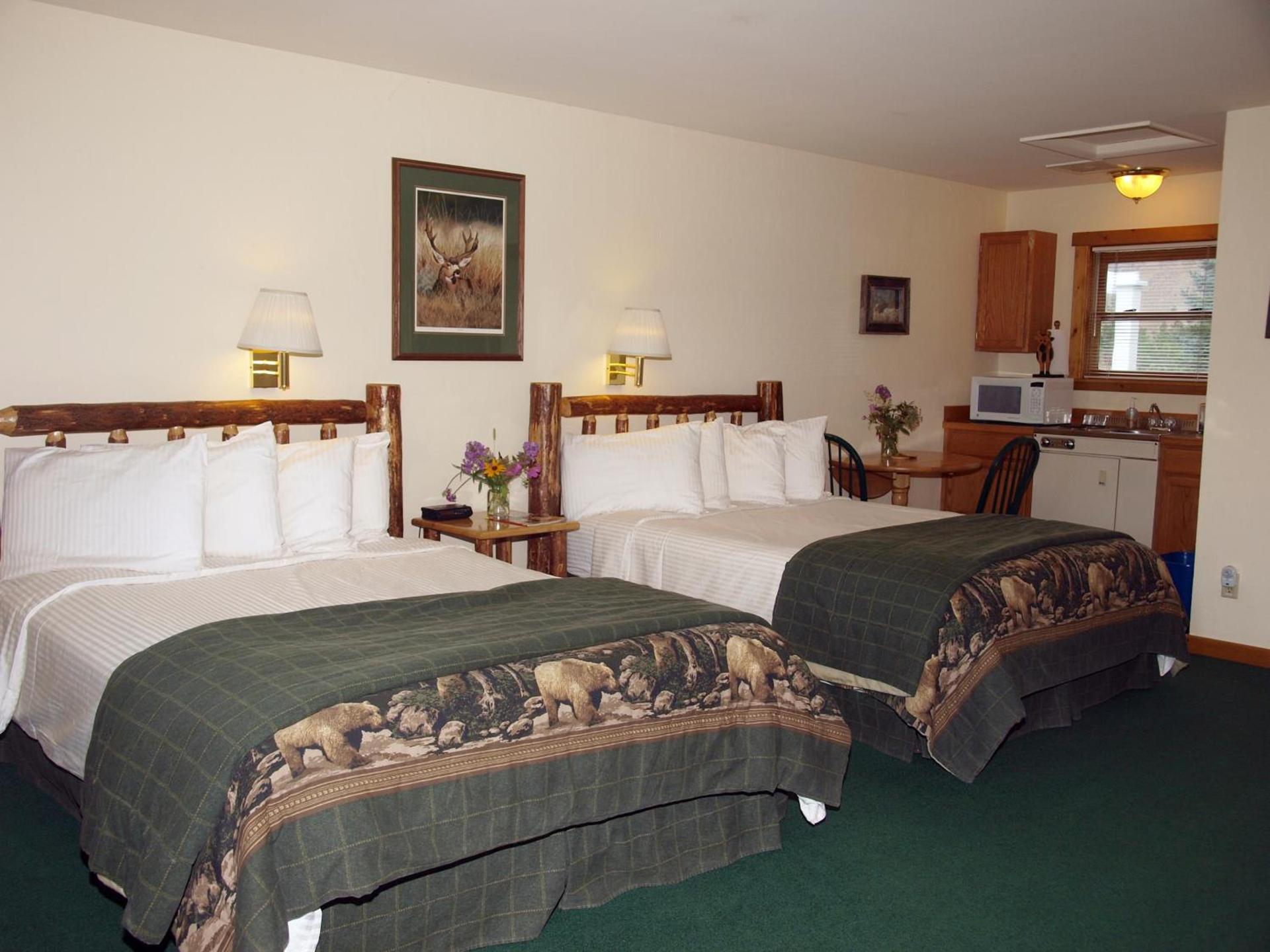 Yellowstone Basin Inn photo 20