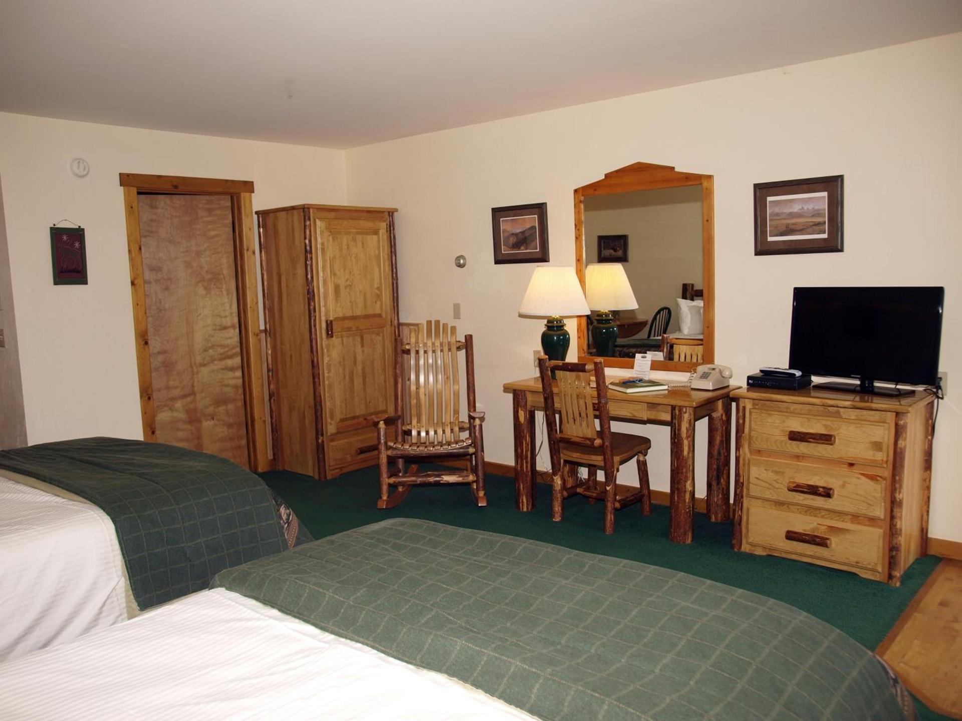 Yellowstone Basin Inn photo 19