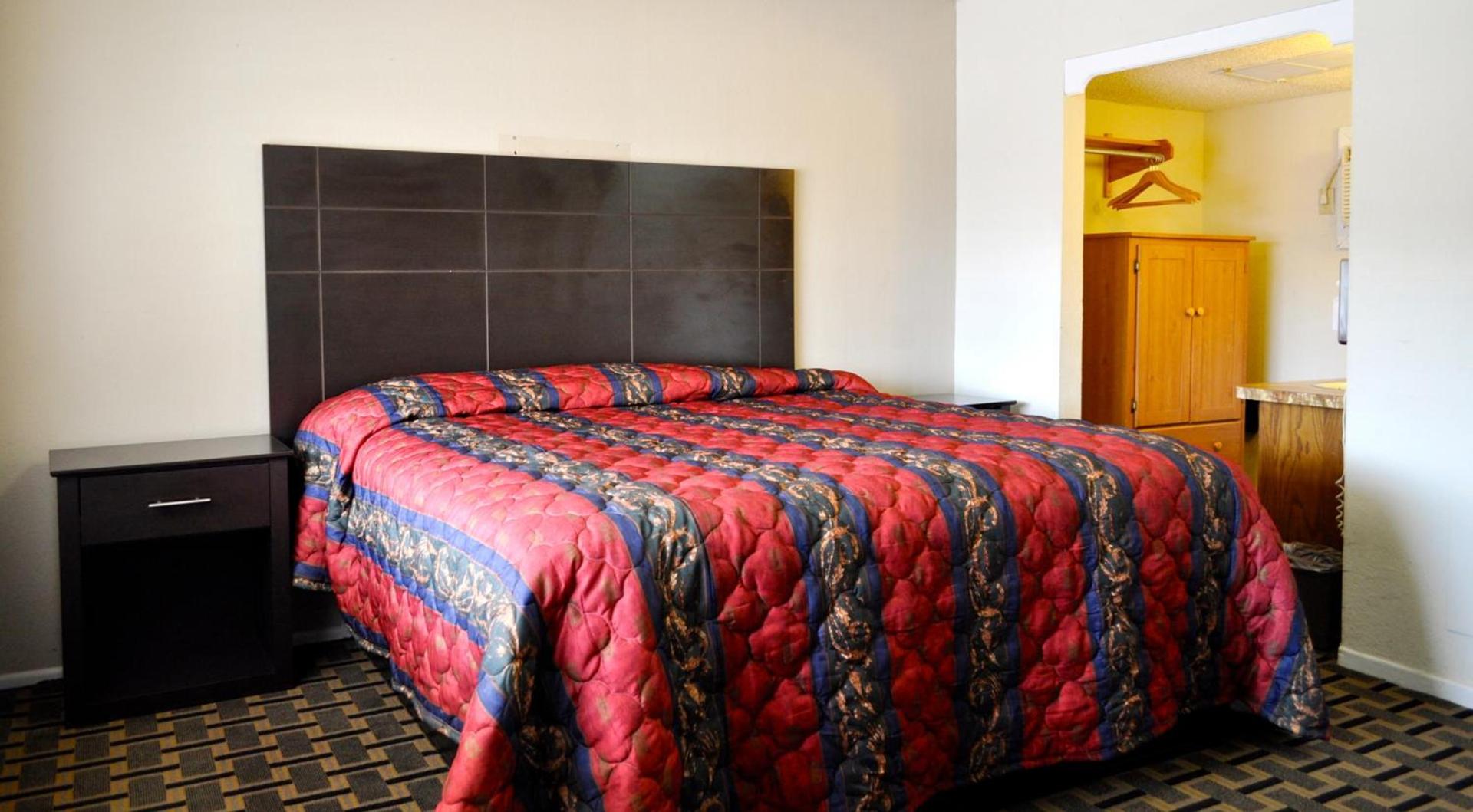 Andrews Motor Inn photo 7