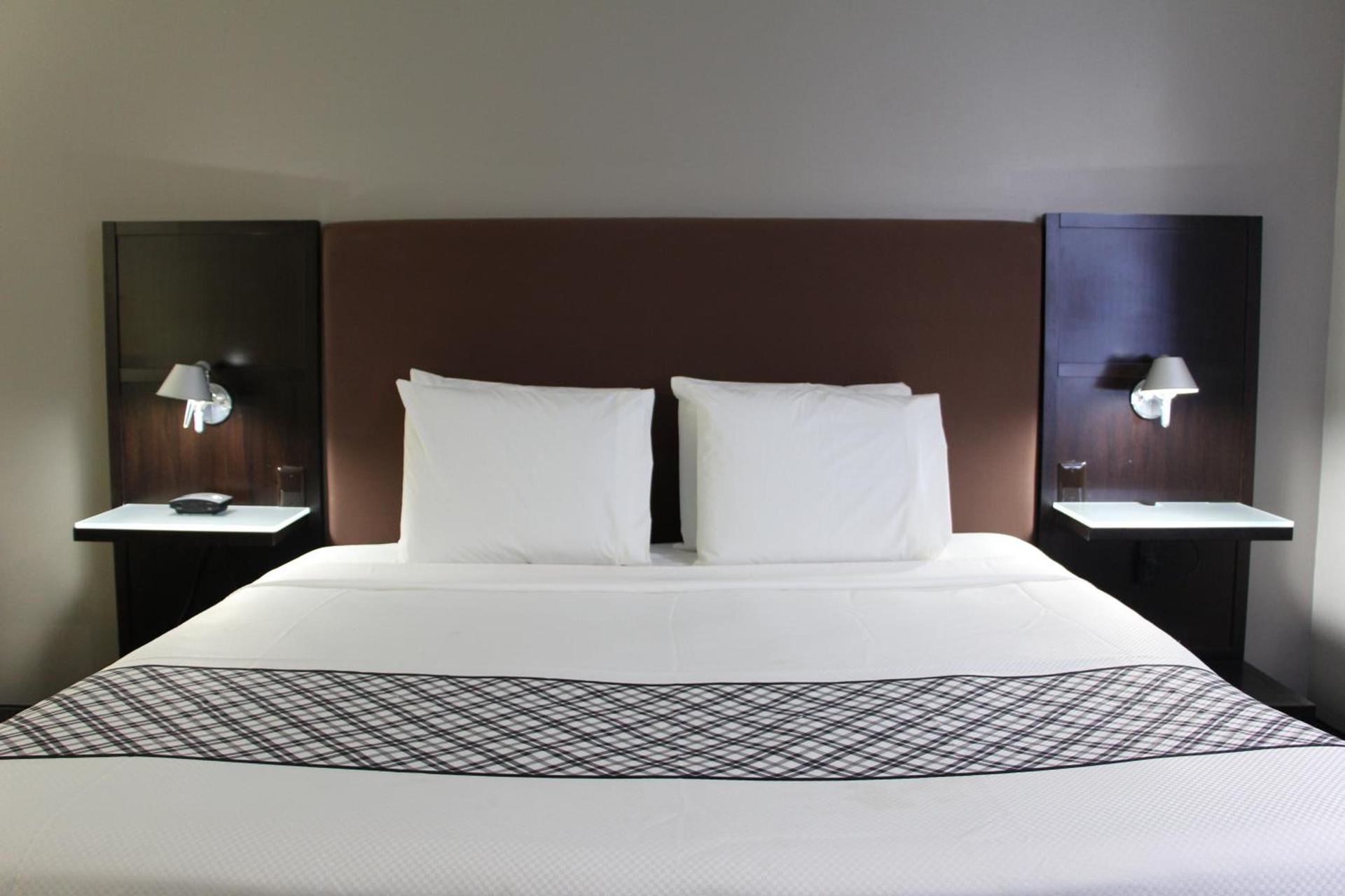 Westbridge Inn & Suites photo 18