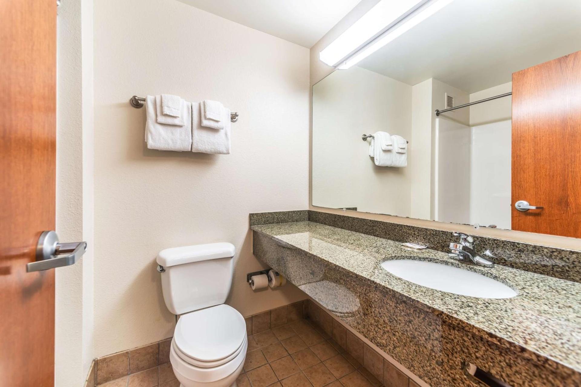 Welcome Suites-O'Fallon photo 16