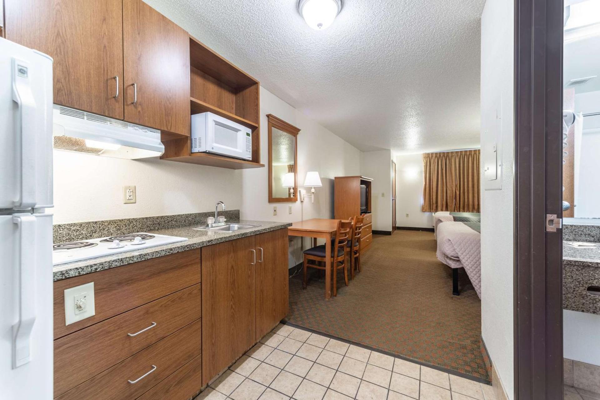 Welcome Suites-O'Fallon photo 14