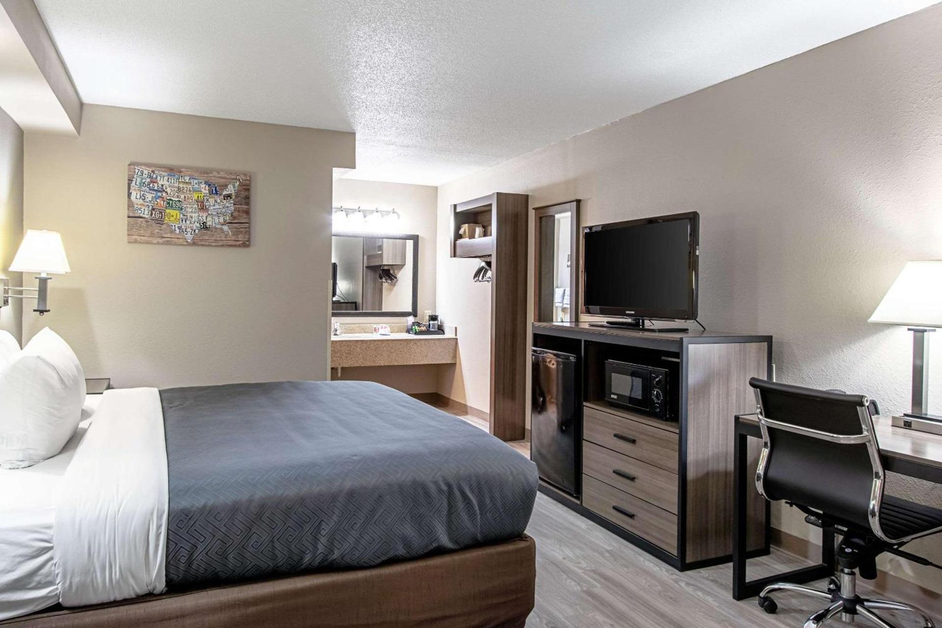 Econo Lodge Kingsville photo 25