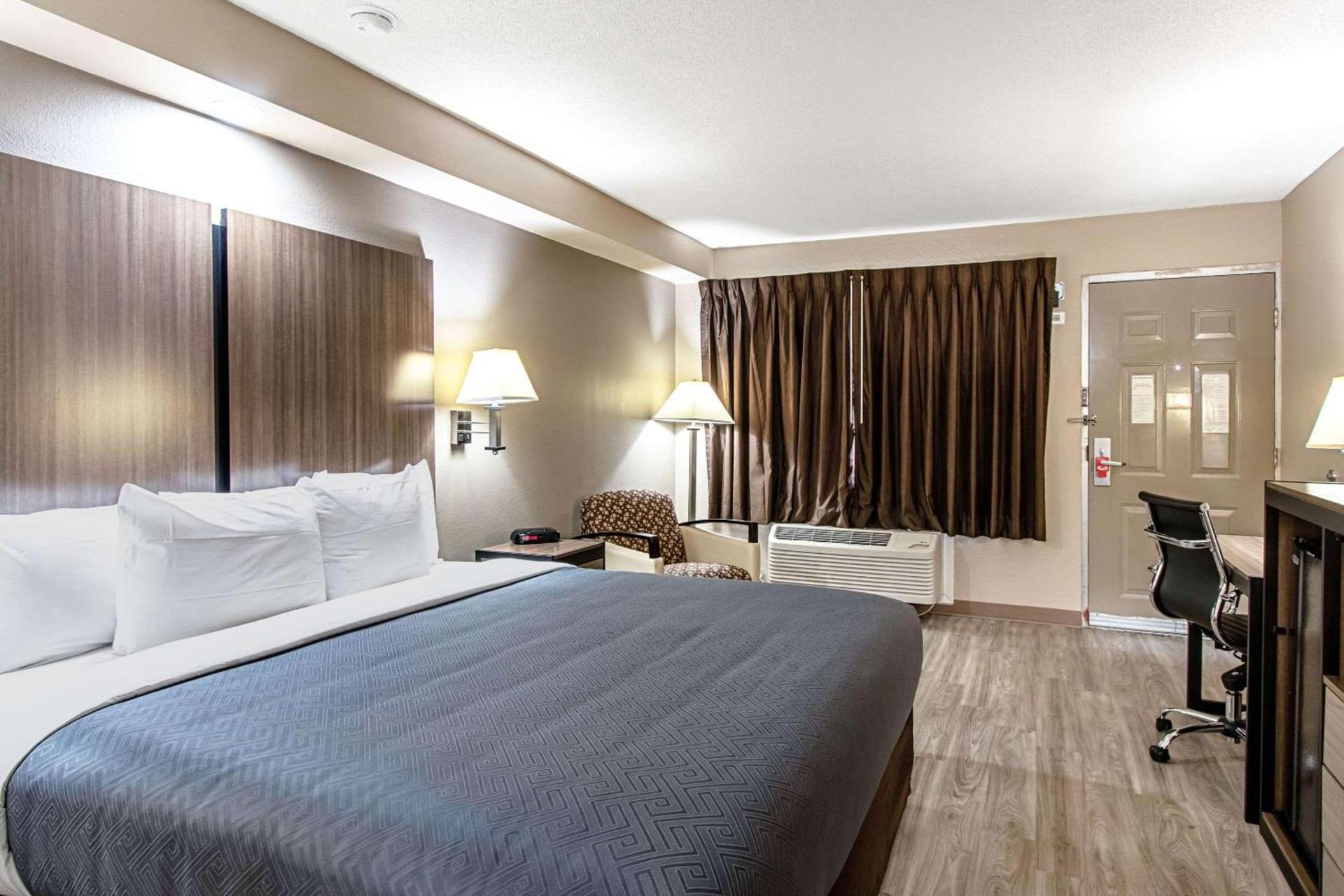 Econo Lodge Kingsville photo 22