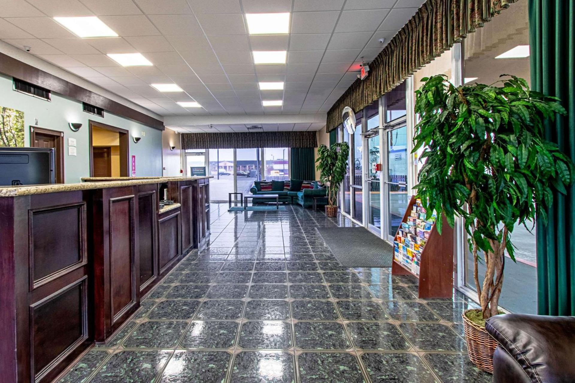Econo Lodge Kingsville photo 3