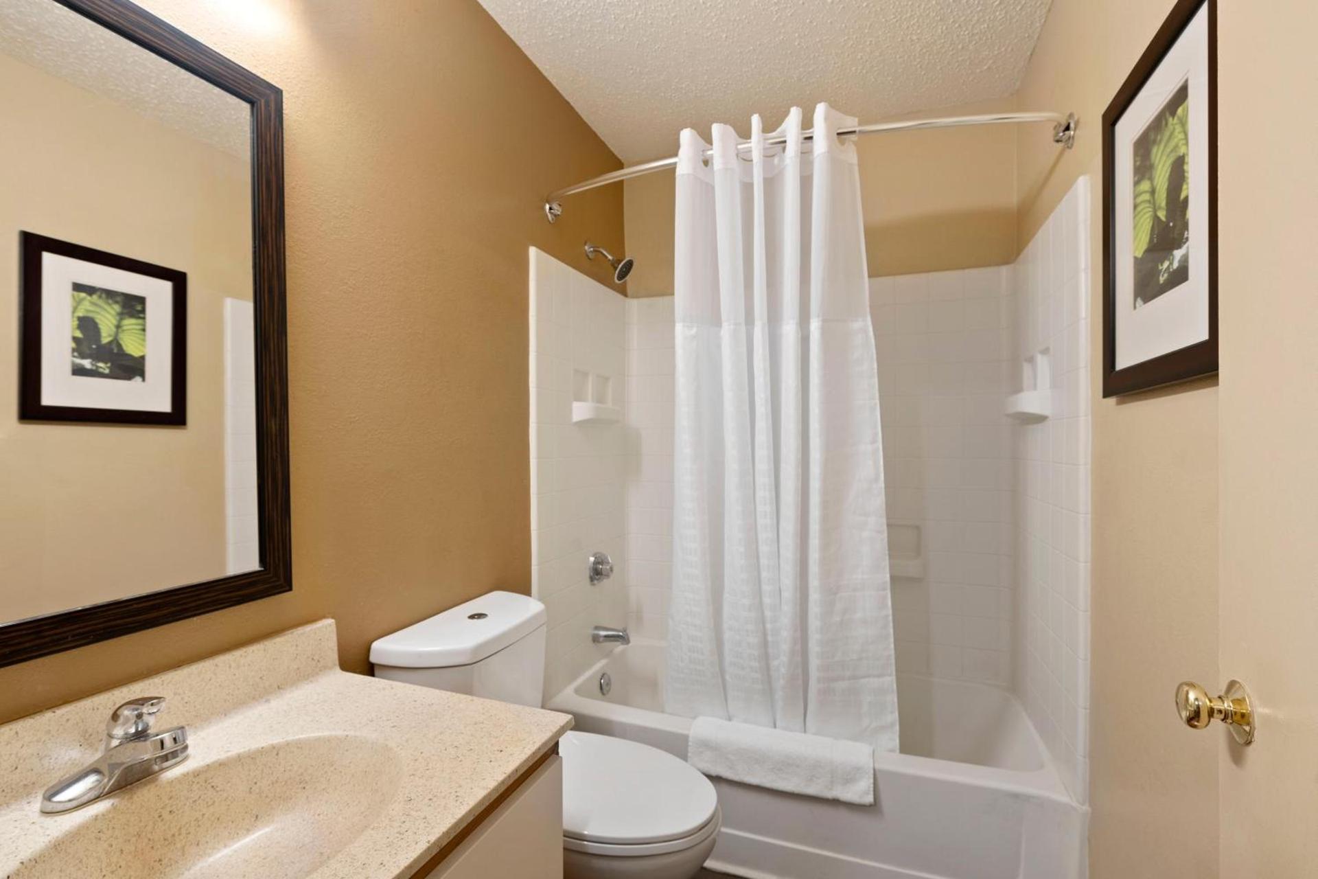 Studio 6 Suites Charlotte, NC - Tyvola Rd Executive Park photo 42