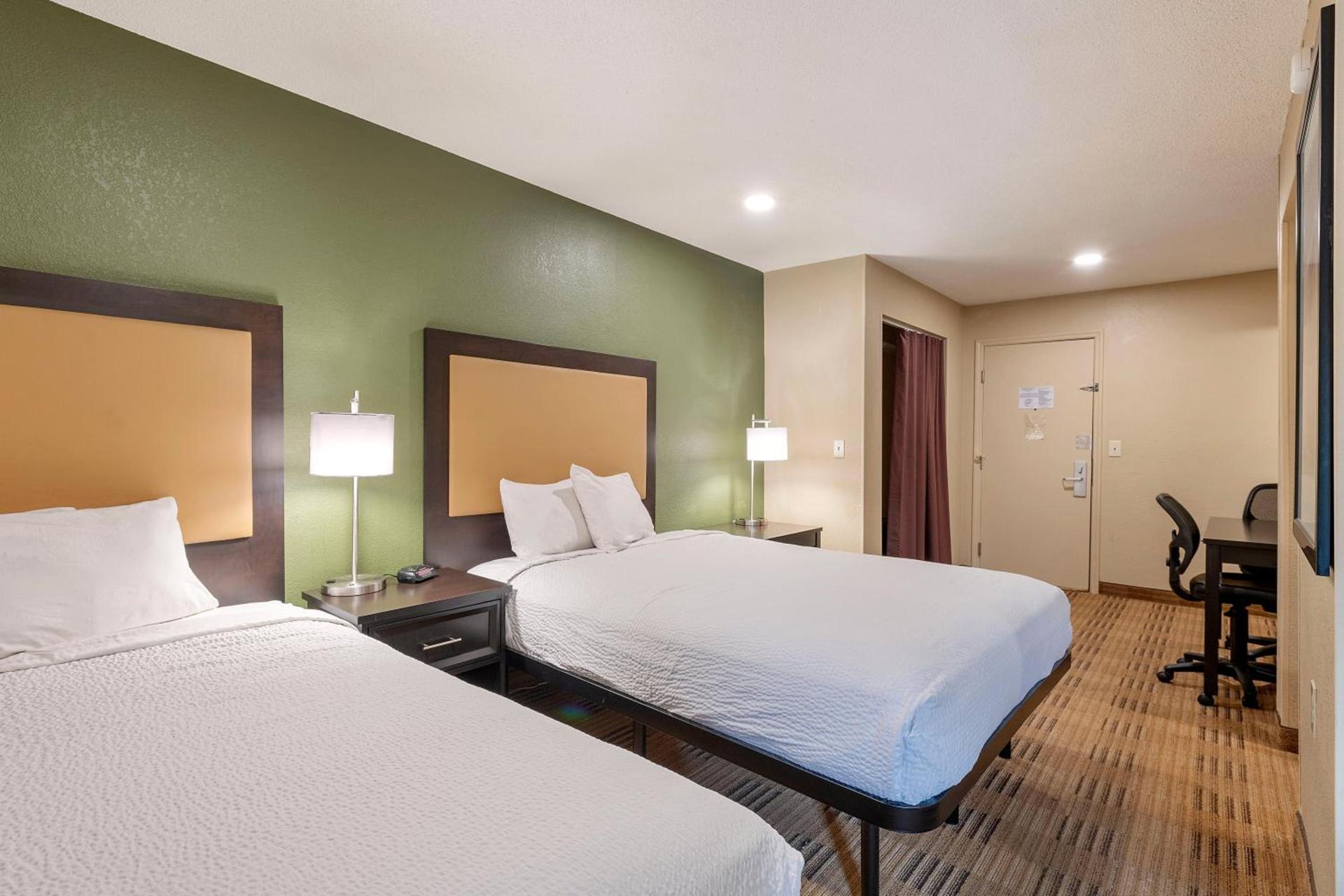 Studio 6 Suites Charlotte, NC - Tyvola Rd Executive Park photo 46