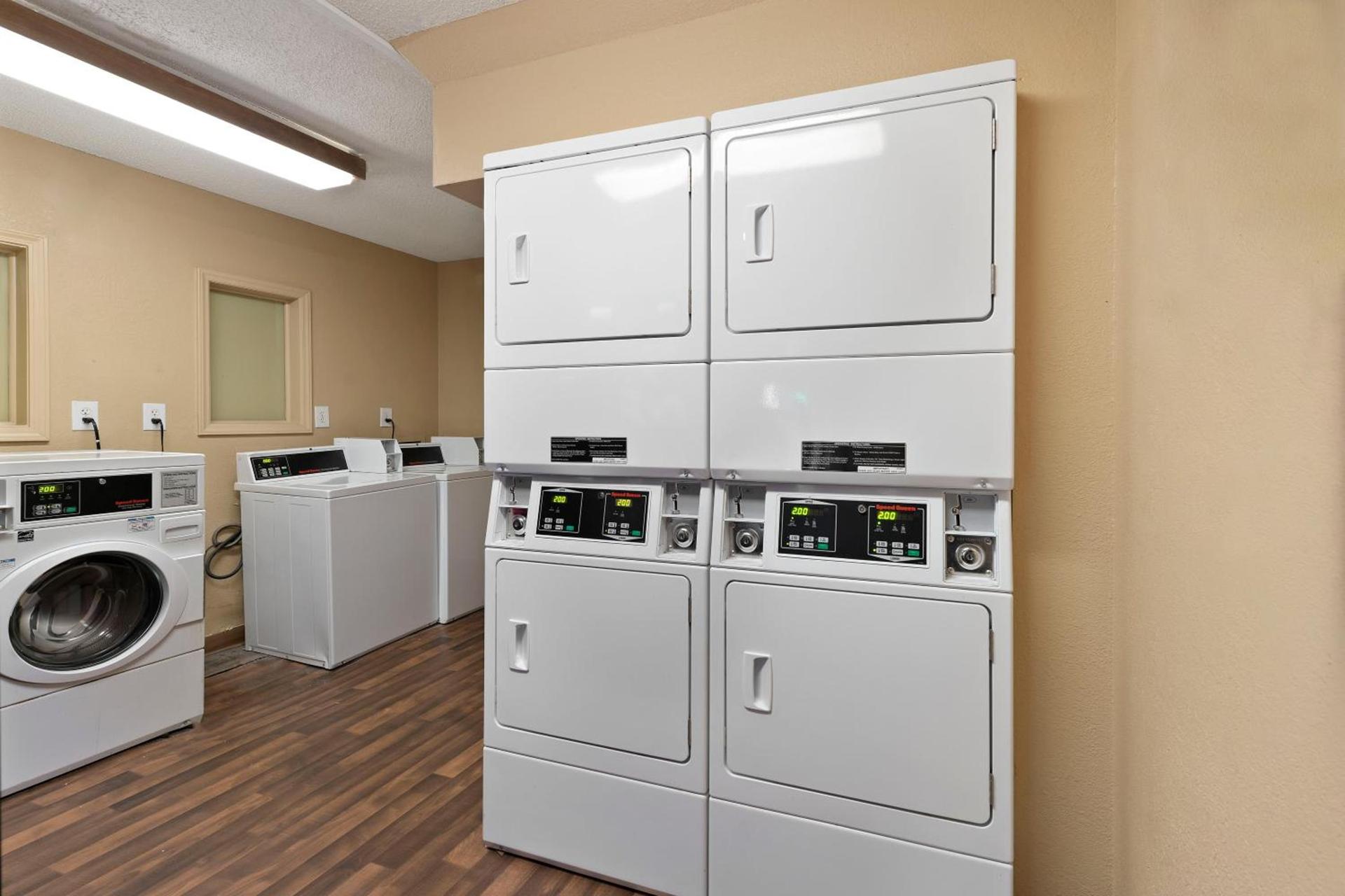 Studio 6 Suites Charlotte, NC - Tyvola Rd Executive Park photo 54
