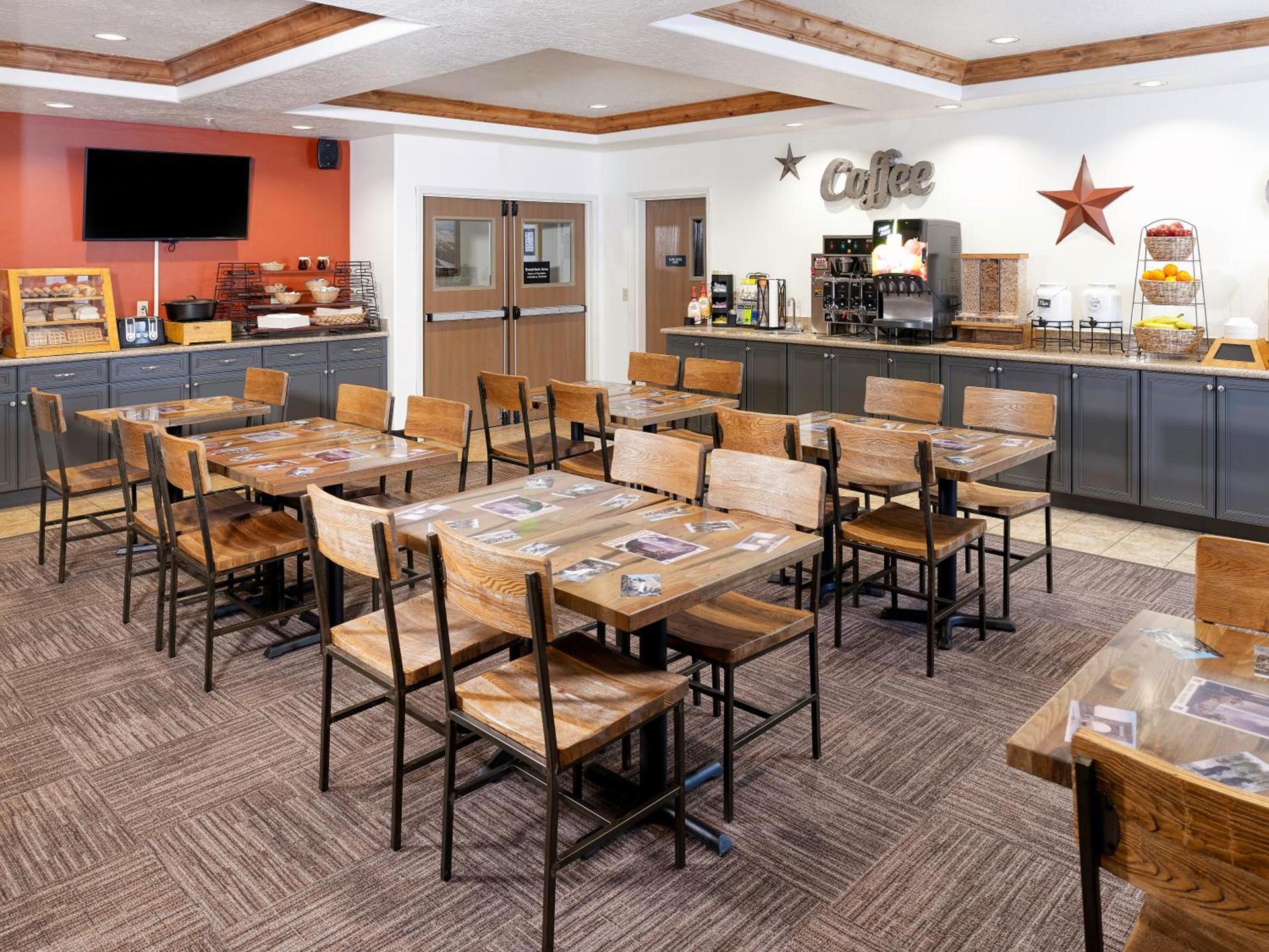 Yellowstone Park Hotel photo 6