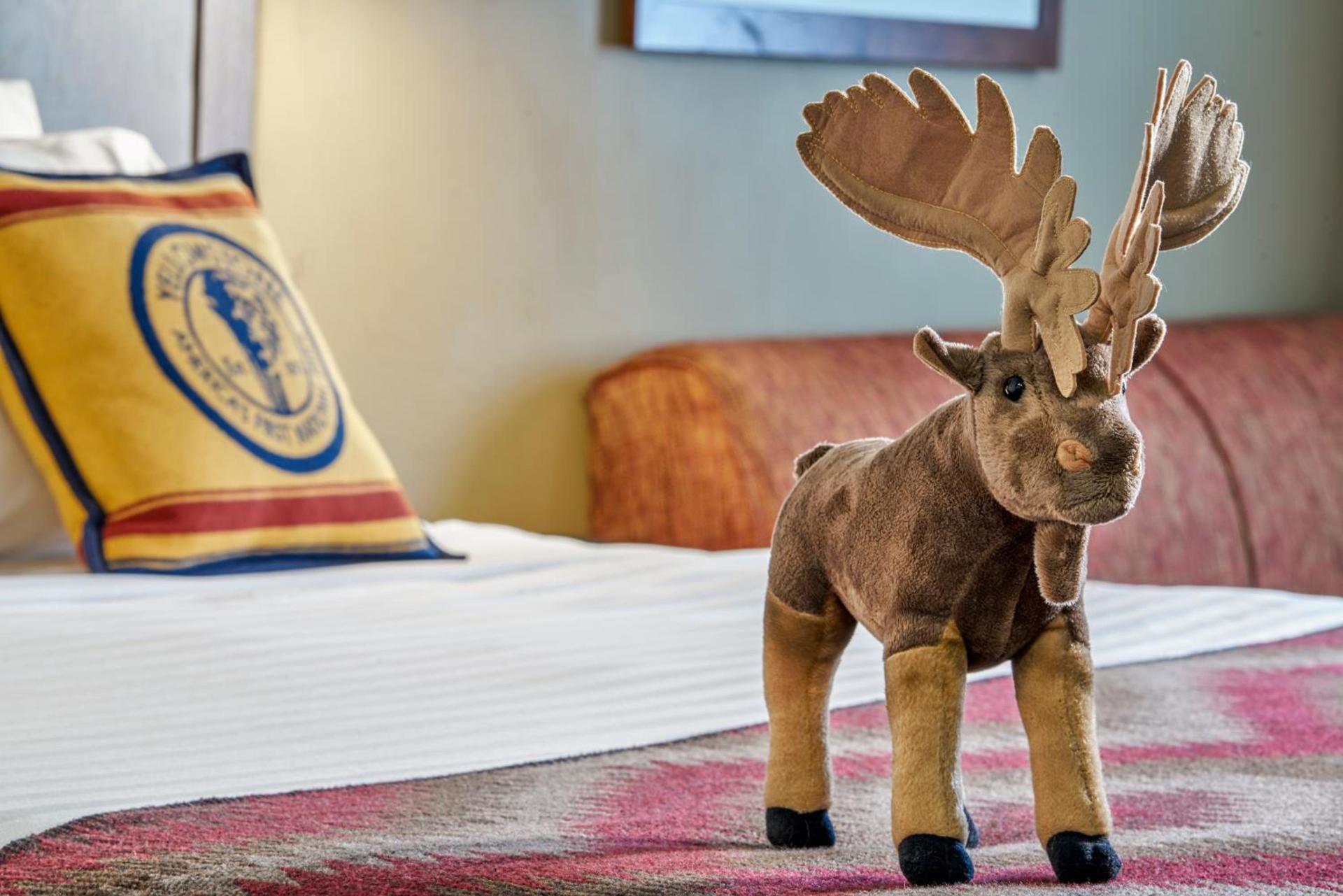 Yellowstone Park Hotel photo 12