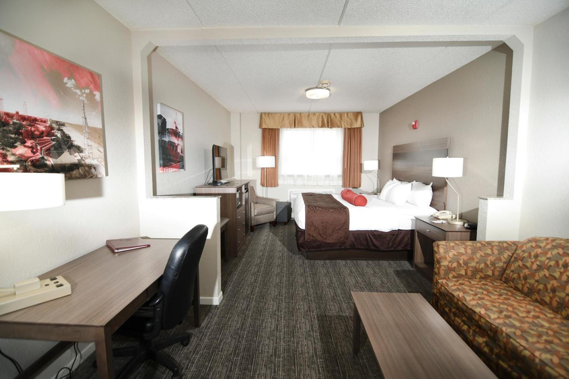 Best Western Plus Sandusky Hotel & Suites photo 49