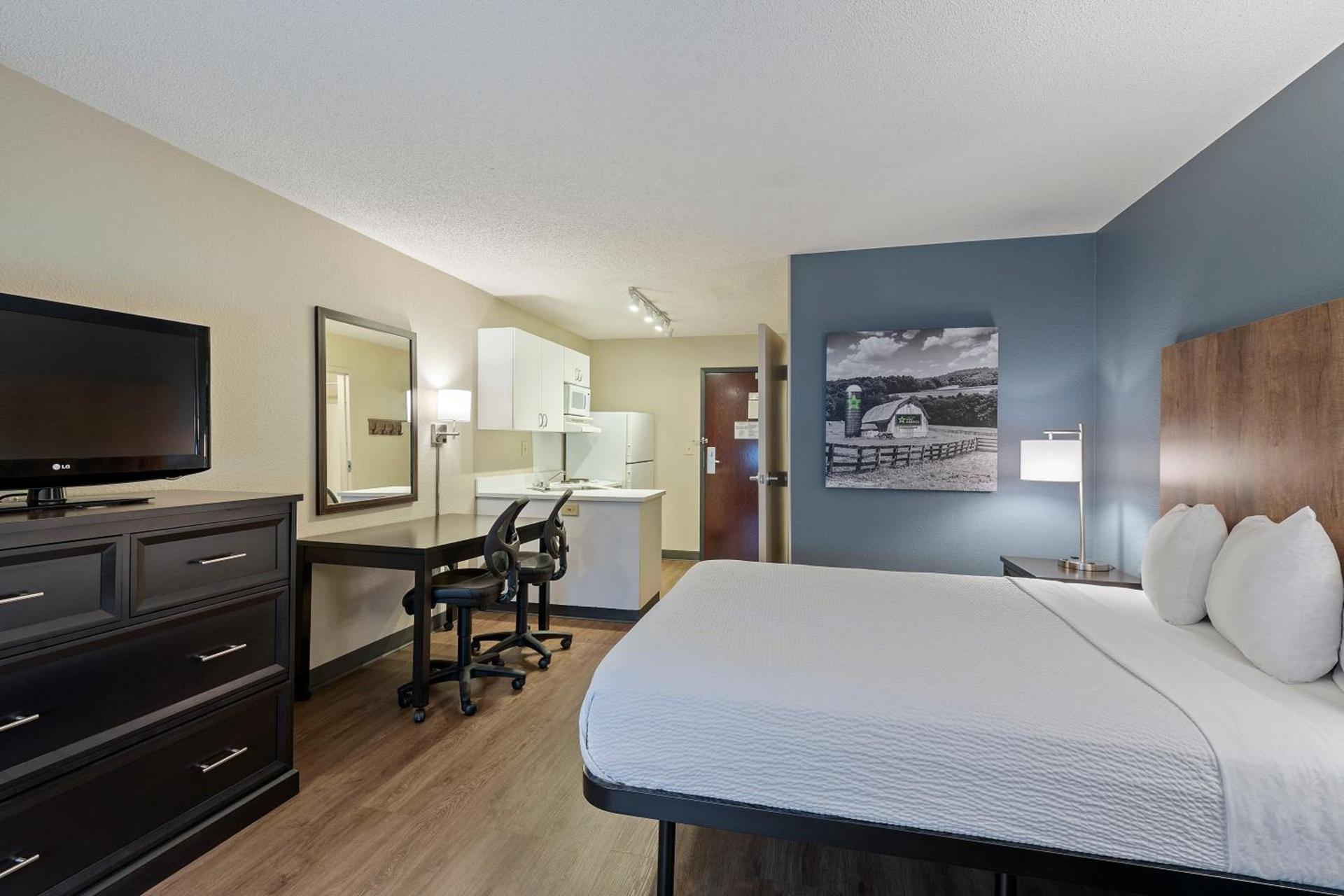 Extended Stay America Suites - Charlotte - Pineville - Park Rd photo 47