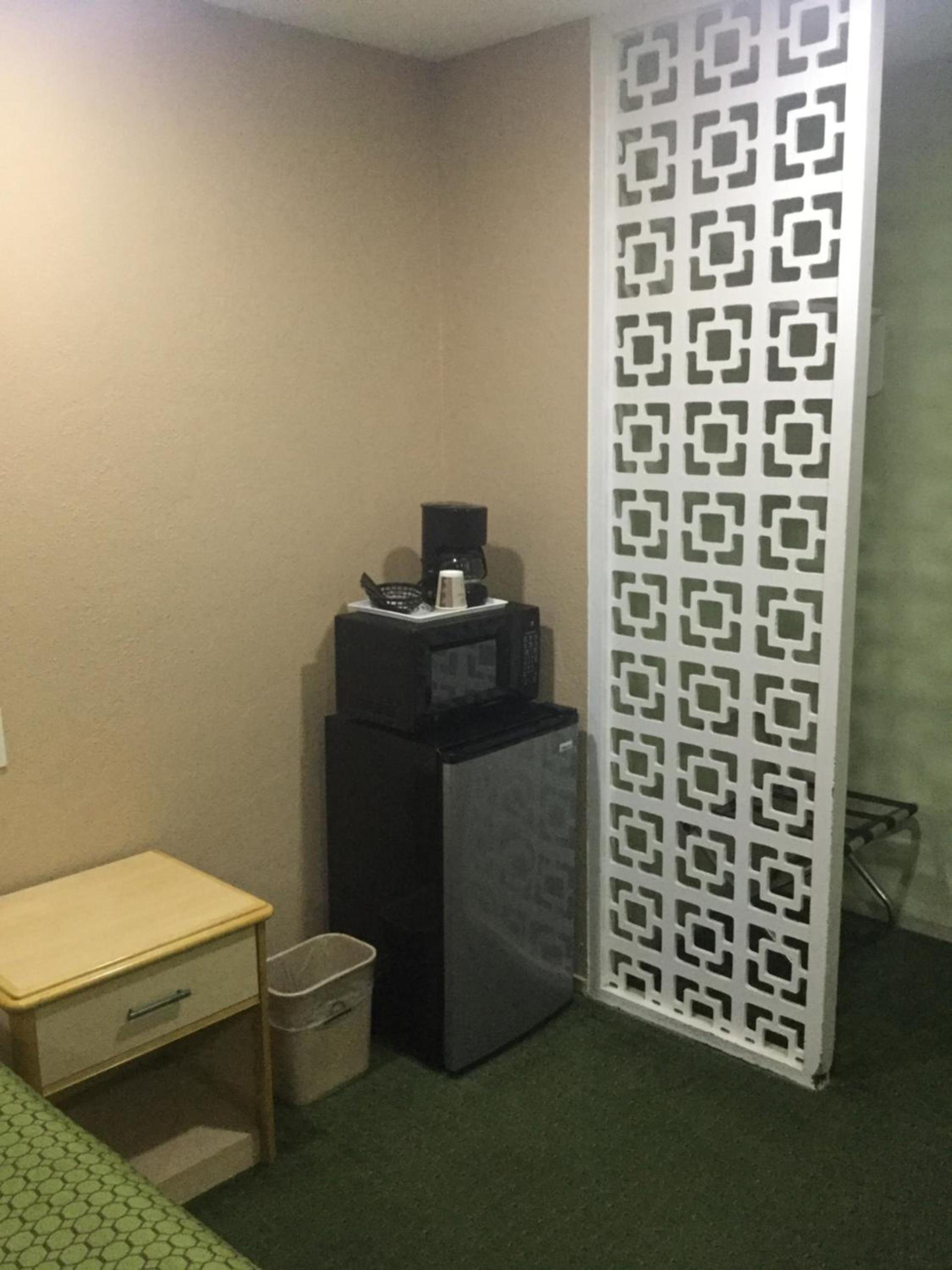 Budget Inn - Laytonville photo 7