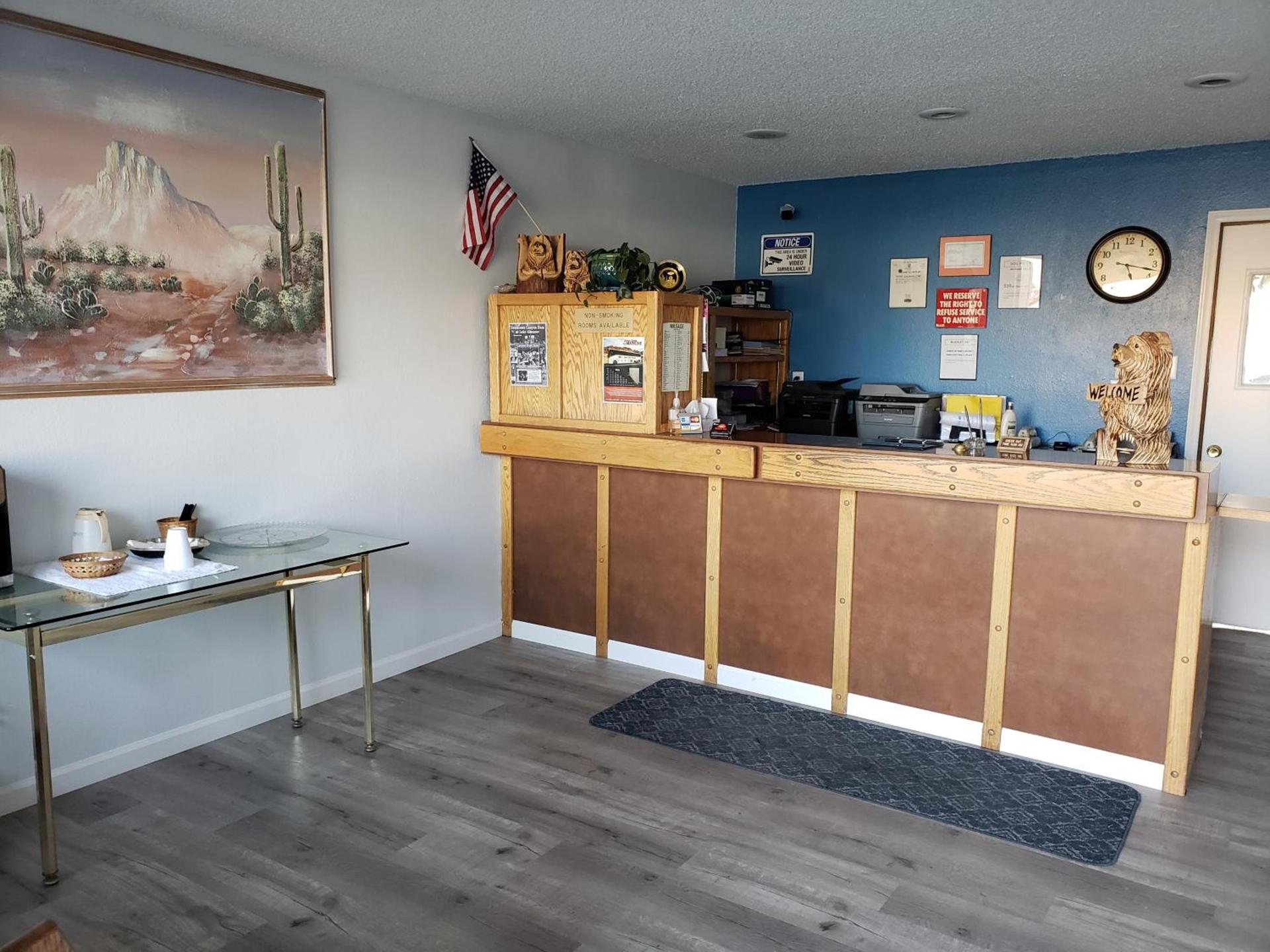 Budget Inn photo 16
