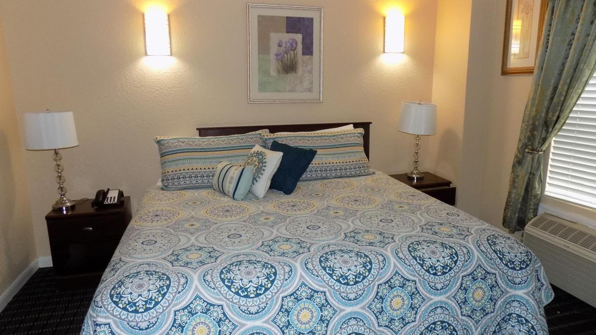 Athens Hotel & Suites photo 5