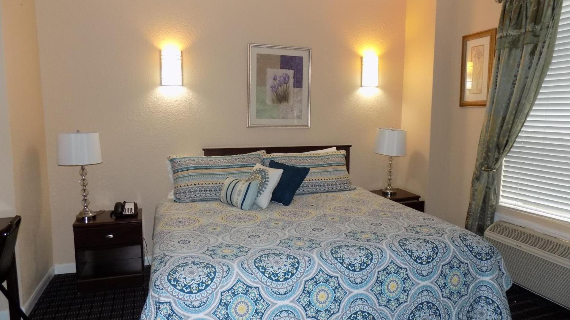 Athens Hotel & Suites photo 11