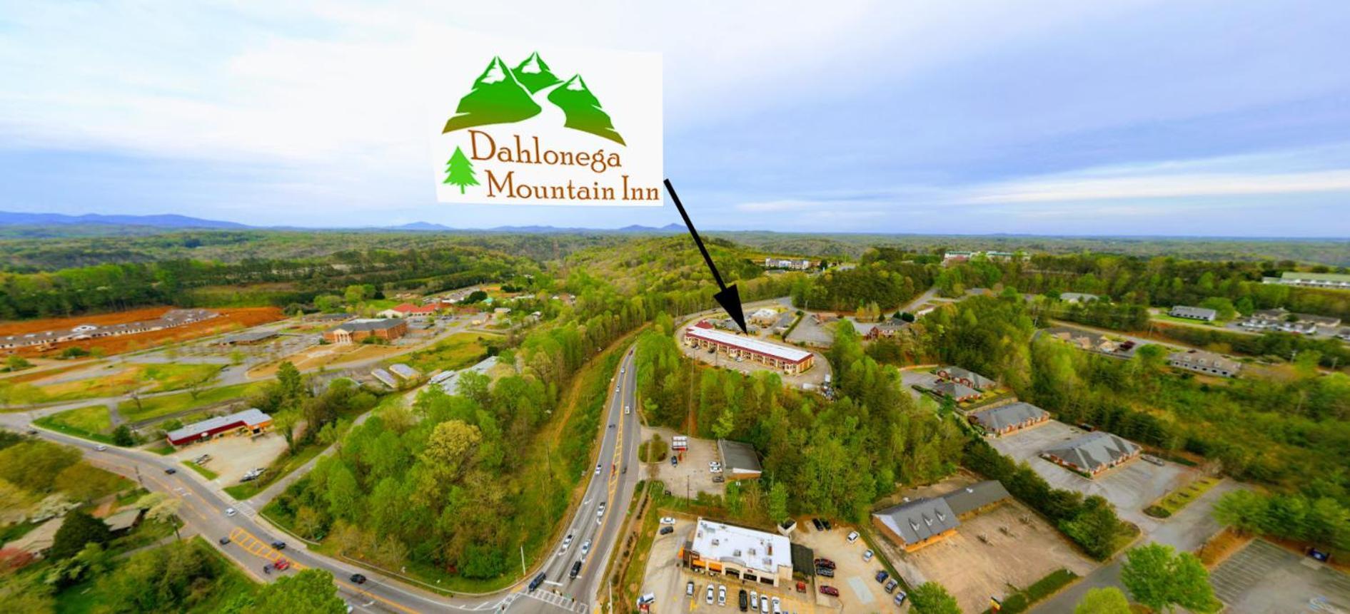 Dahlonega Mountain Inn photo 13