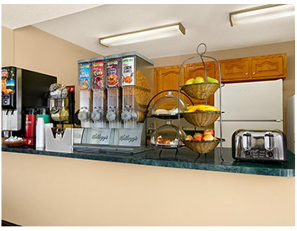 Ramada Limited - Columbia photo 7