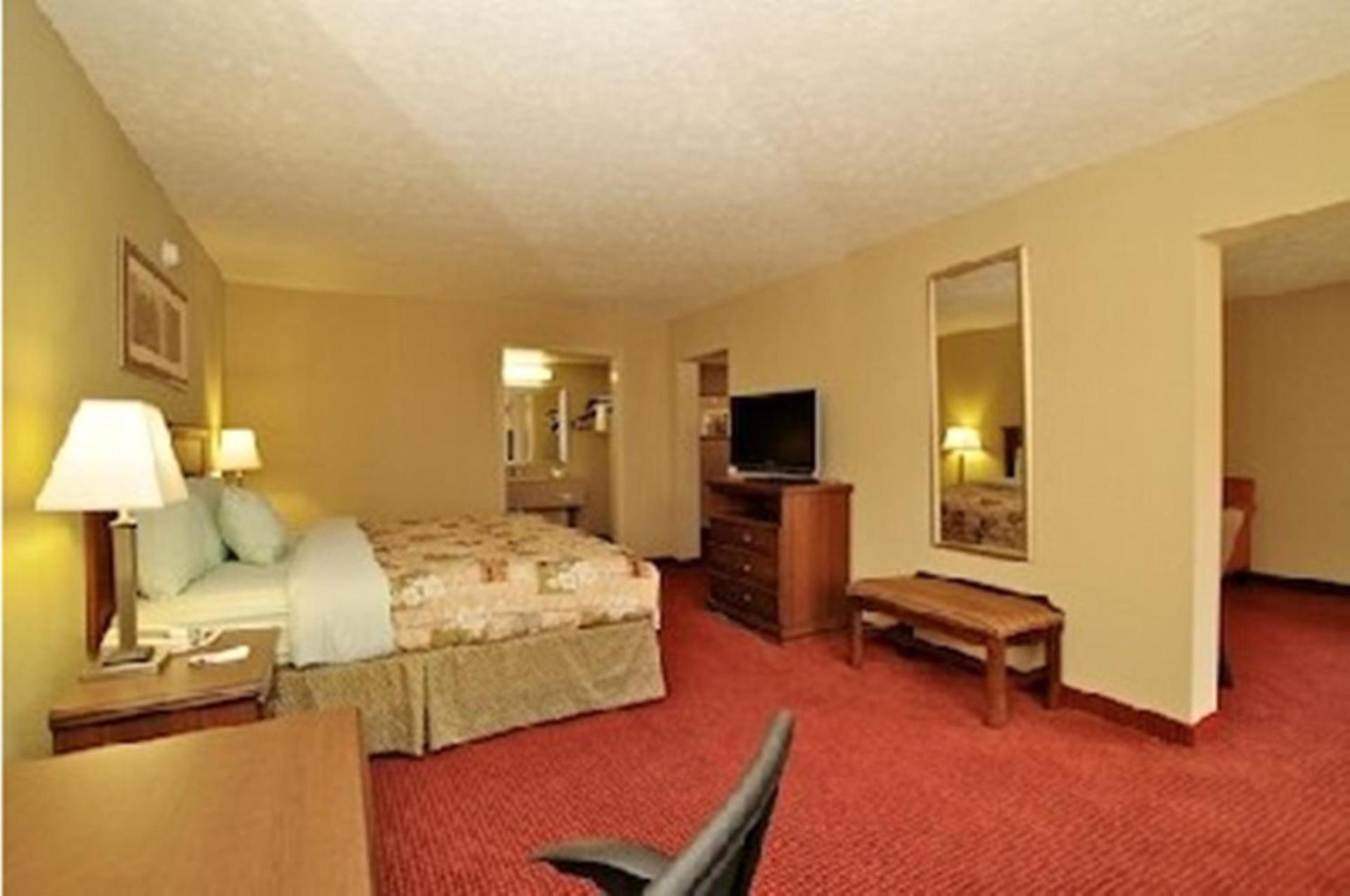 Springfield Inn TN photo 30