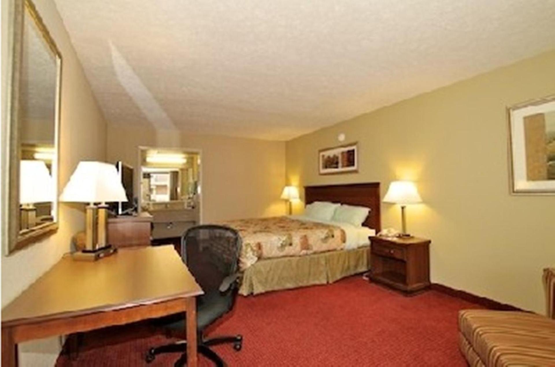 Springfield Inn TN photo 32