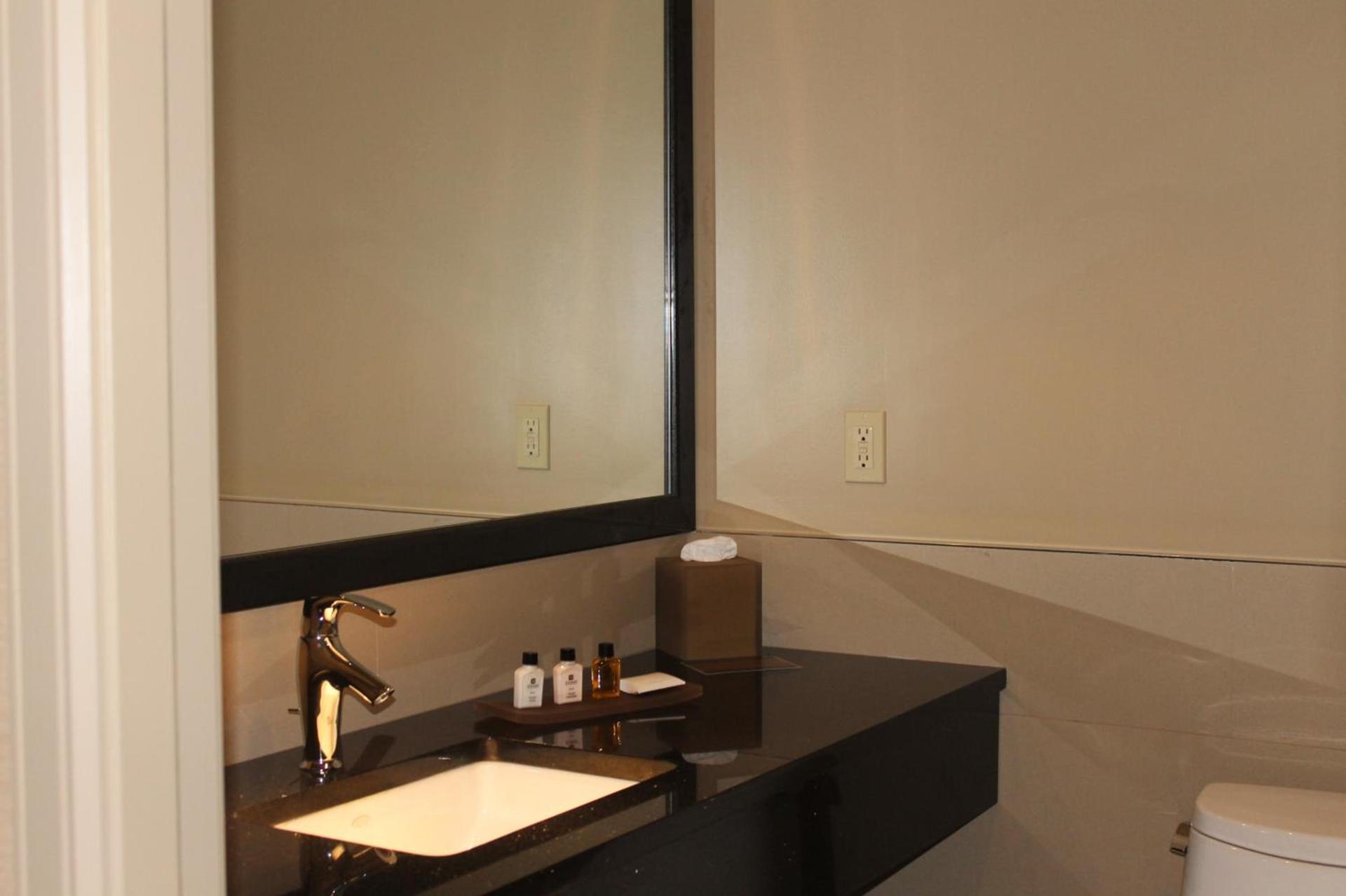 Opera House Hotel photo 21