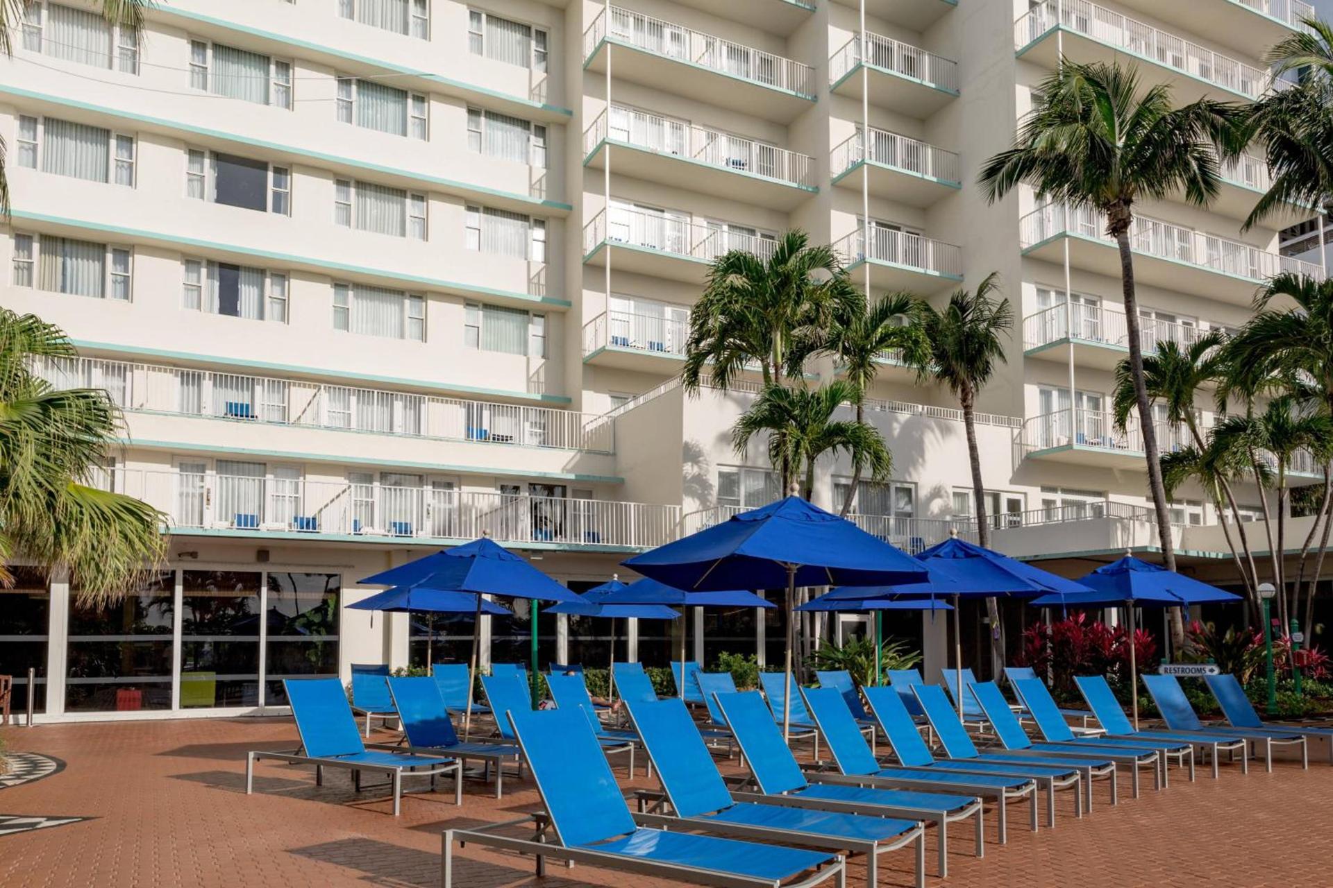 Radisson Resort Miami Beach photo 75