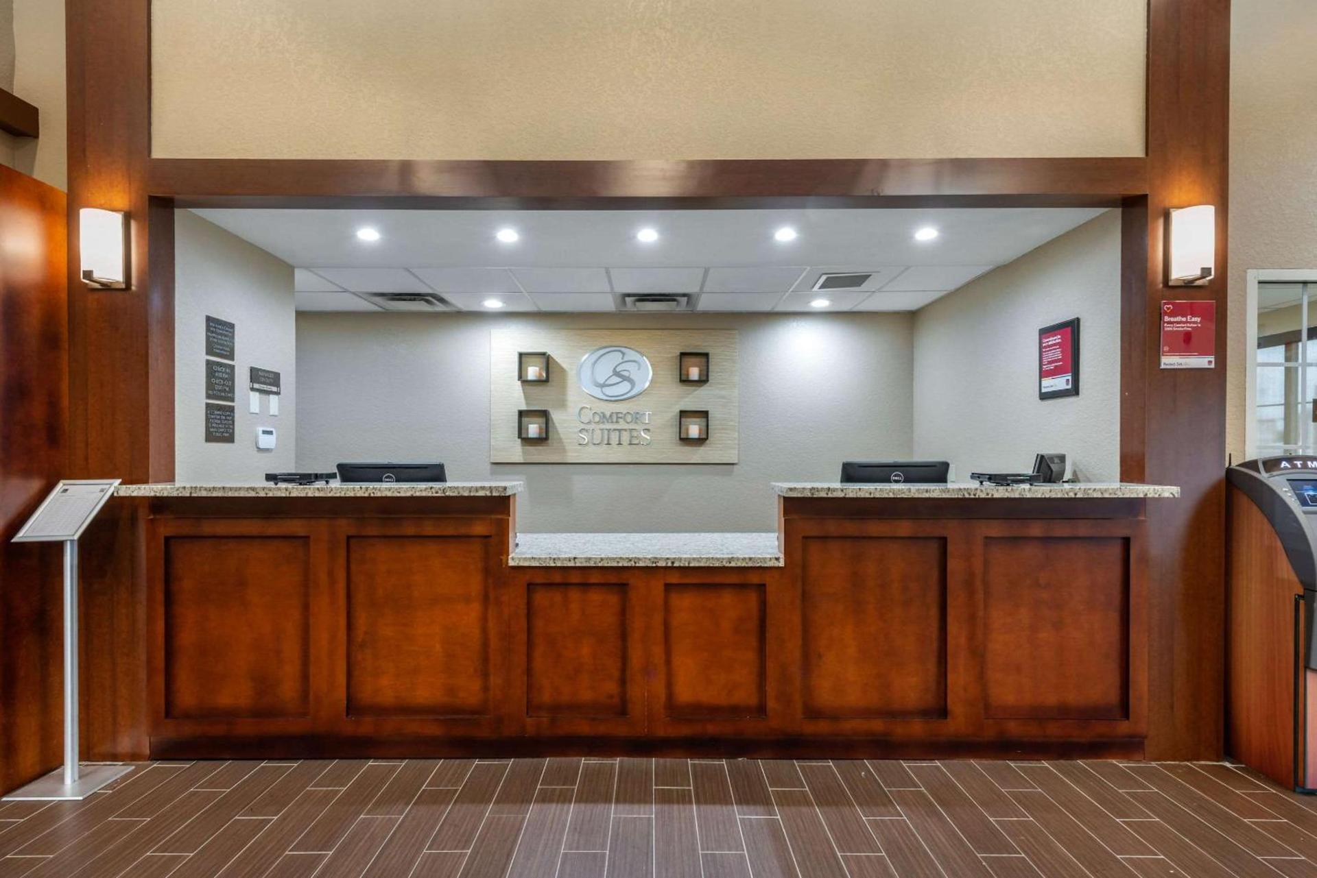 Comfort Suites Downtown photo 4