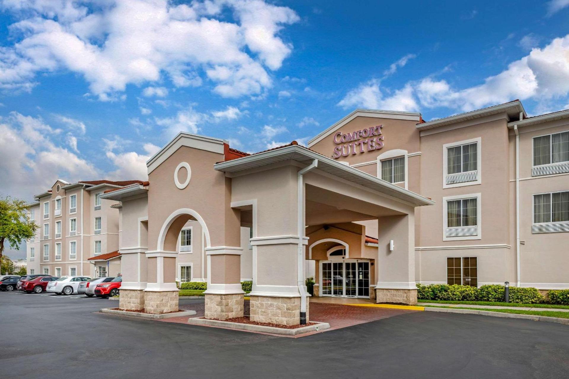 Comfort Suites Downtown photo 2