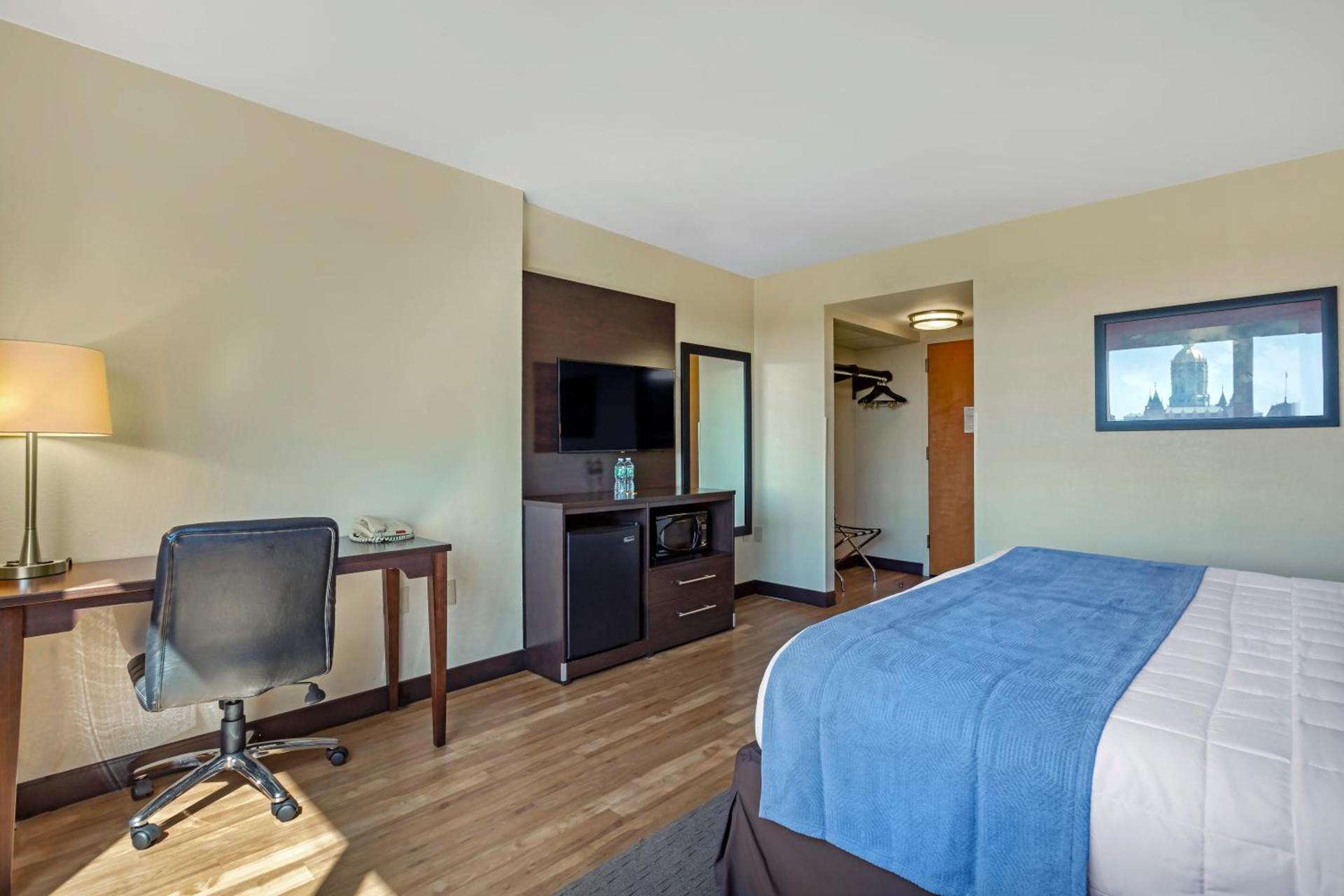 The Capitol Hotel photo 38