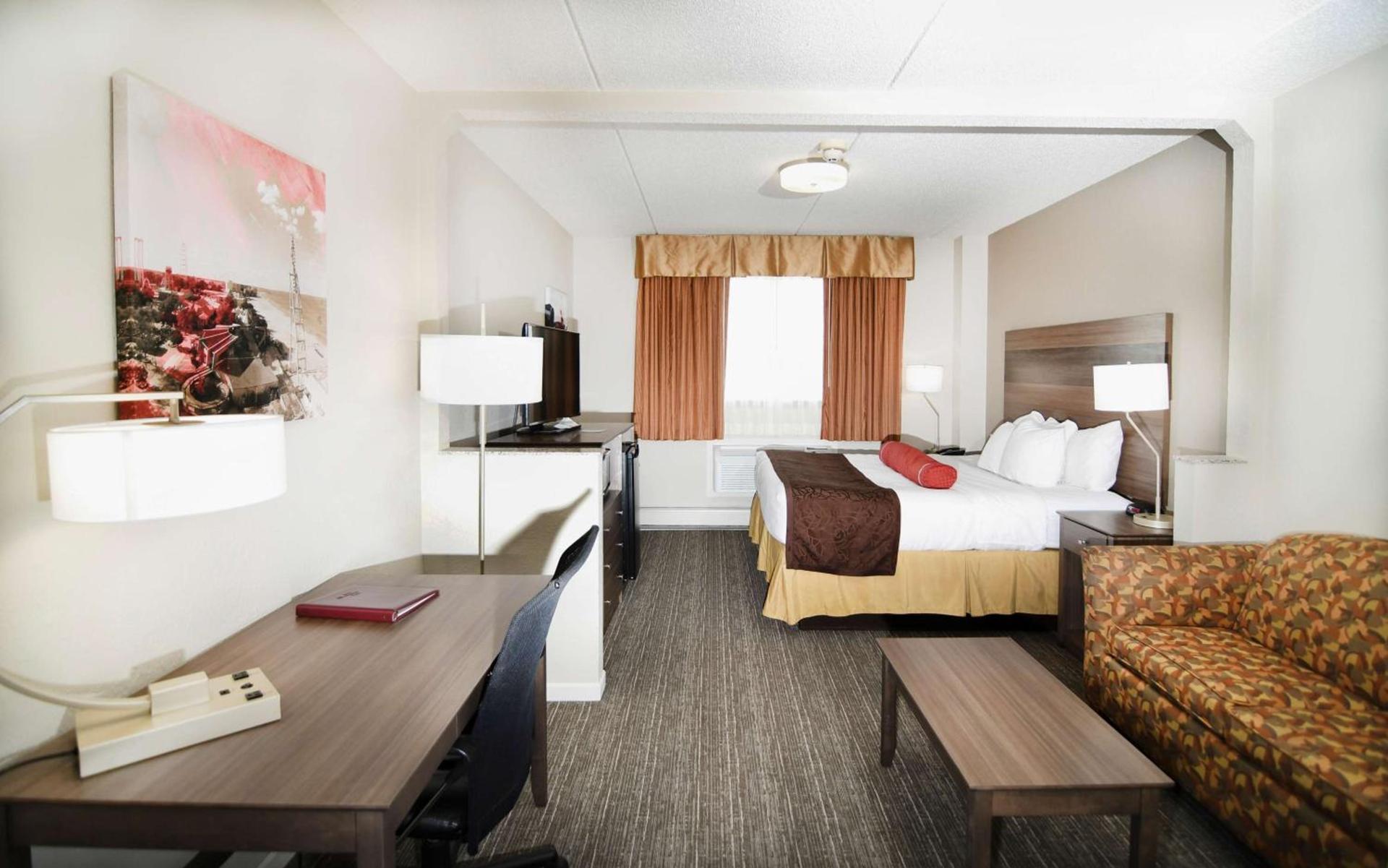 Best Western Plus Sandusky Hotel & Suites photo 22