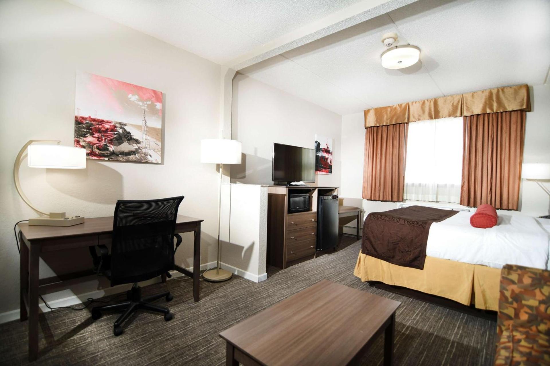 Best Western Plus Sandusky Hotel & Suites photo 24