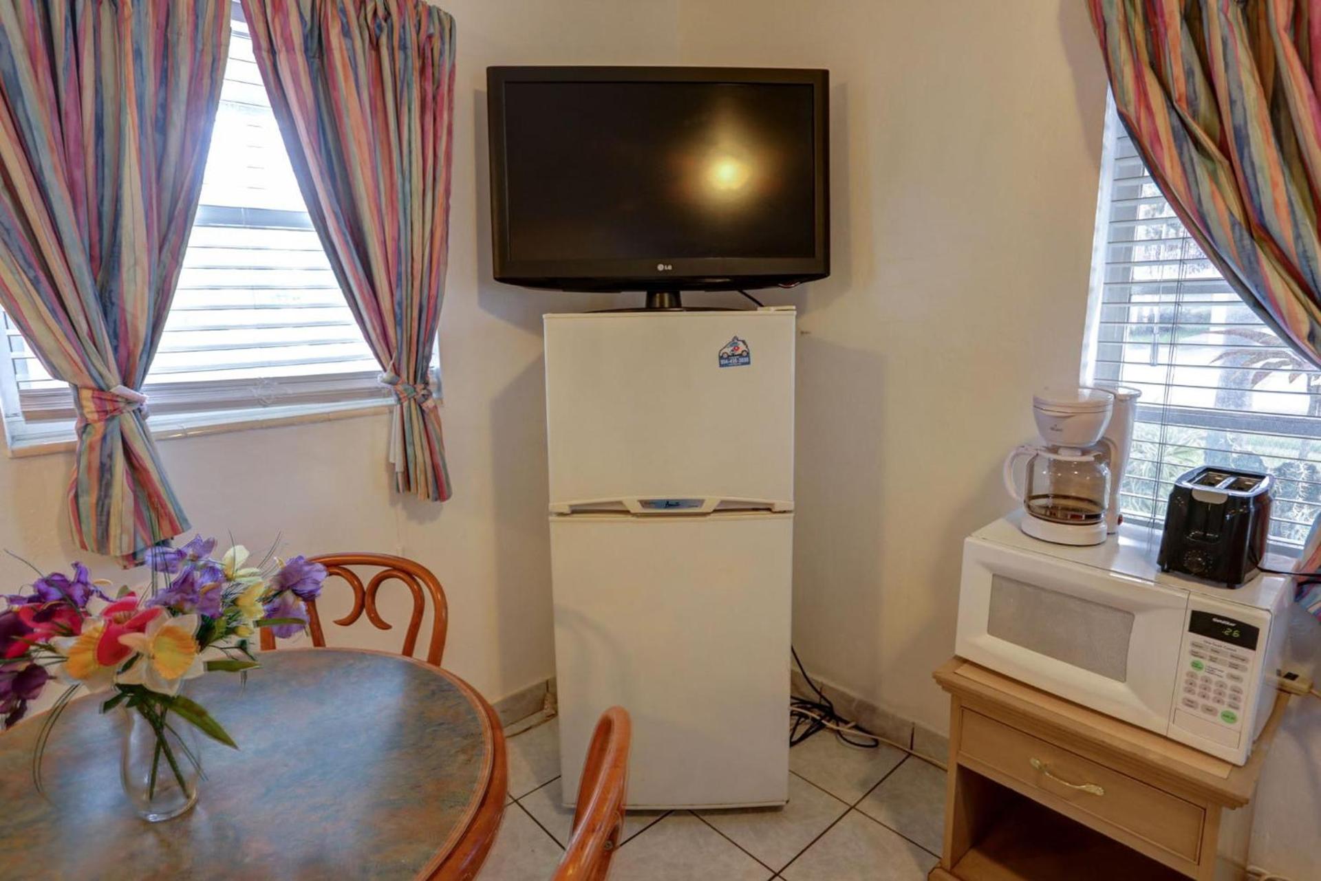Richard's Motel Extended Stay photo 57